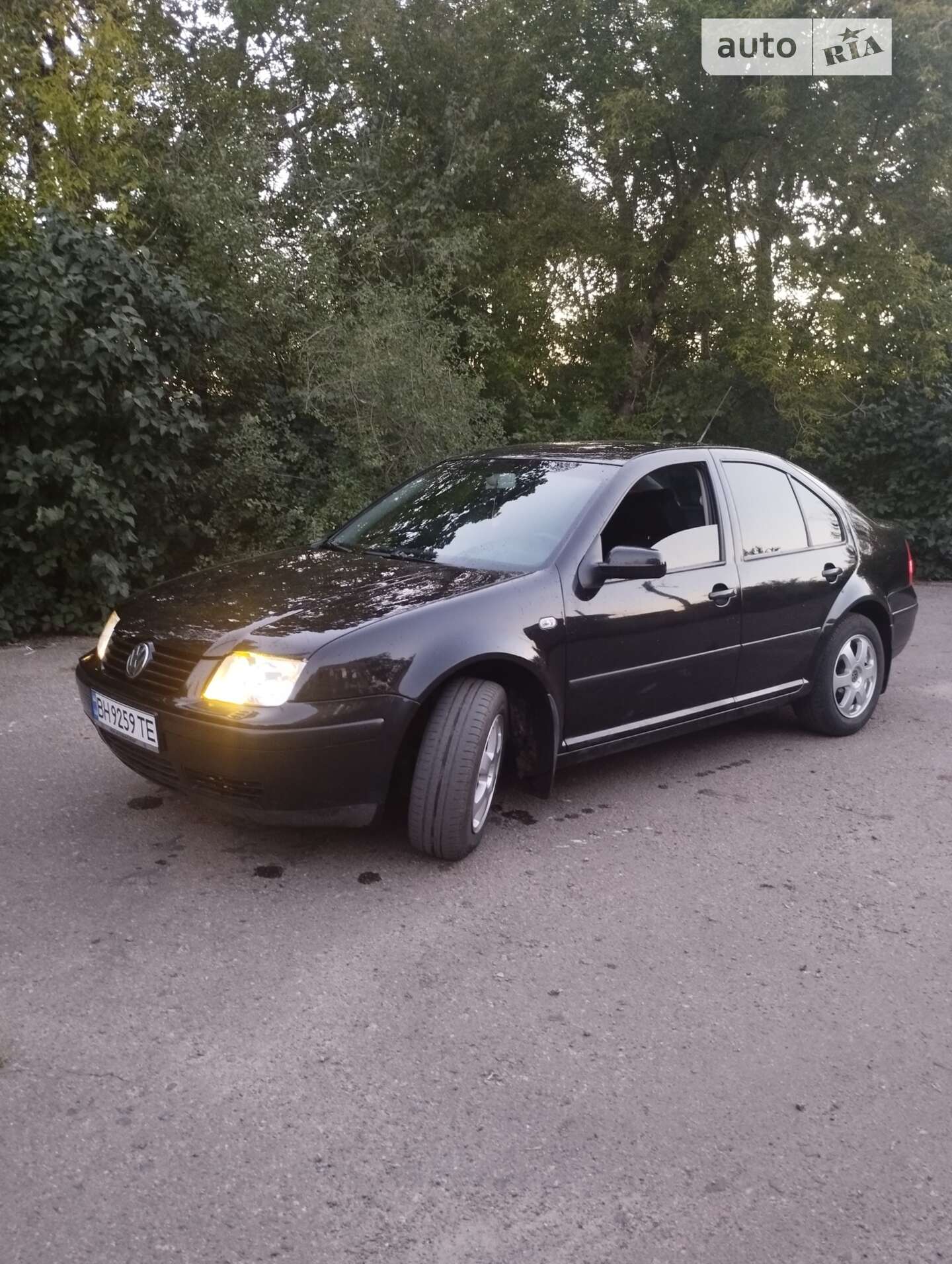 VOLKSWAGEN BORA 2004
