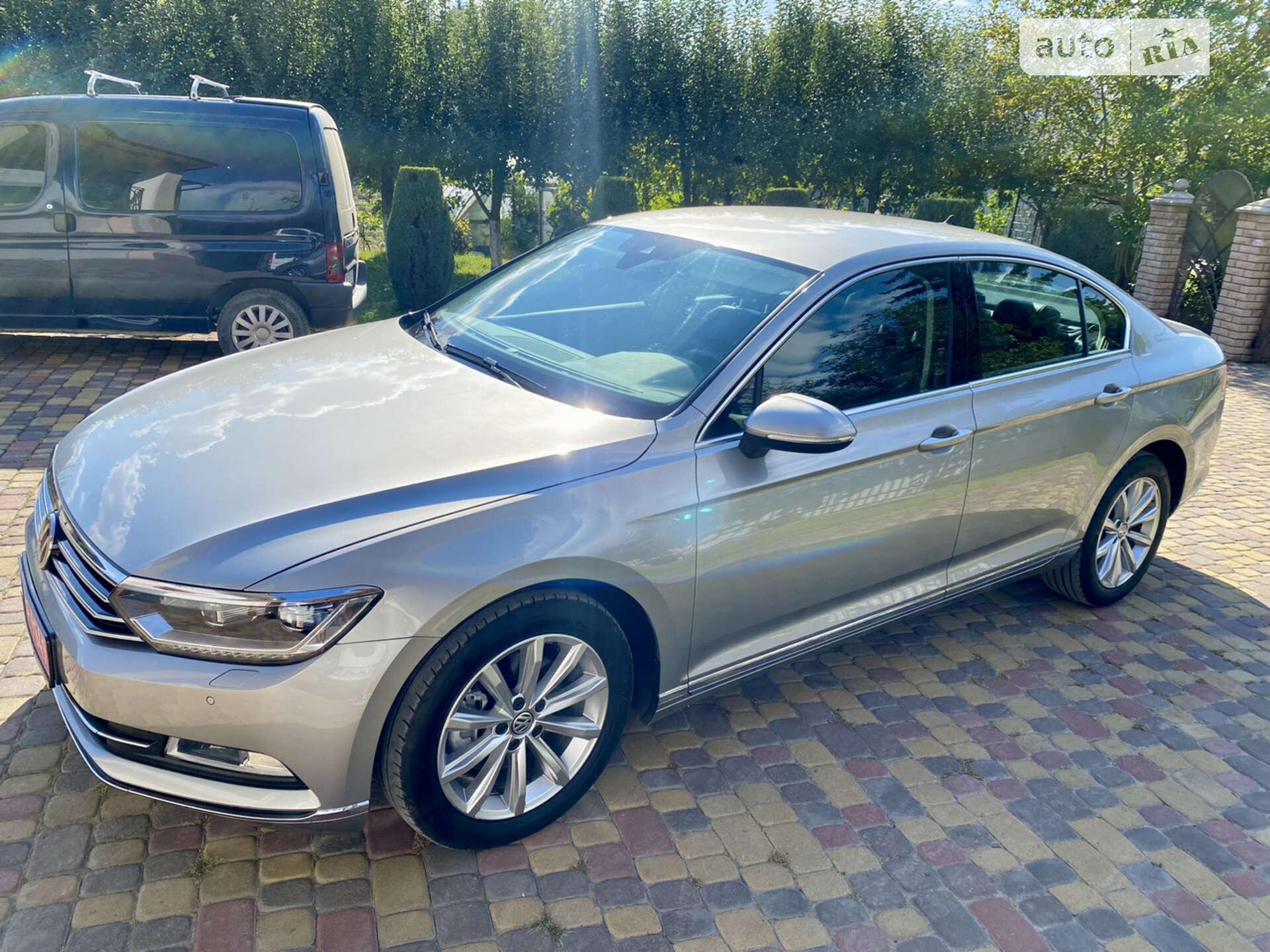 VOLKSWAGEN PASSAT 2017