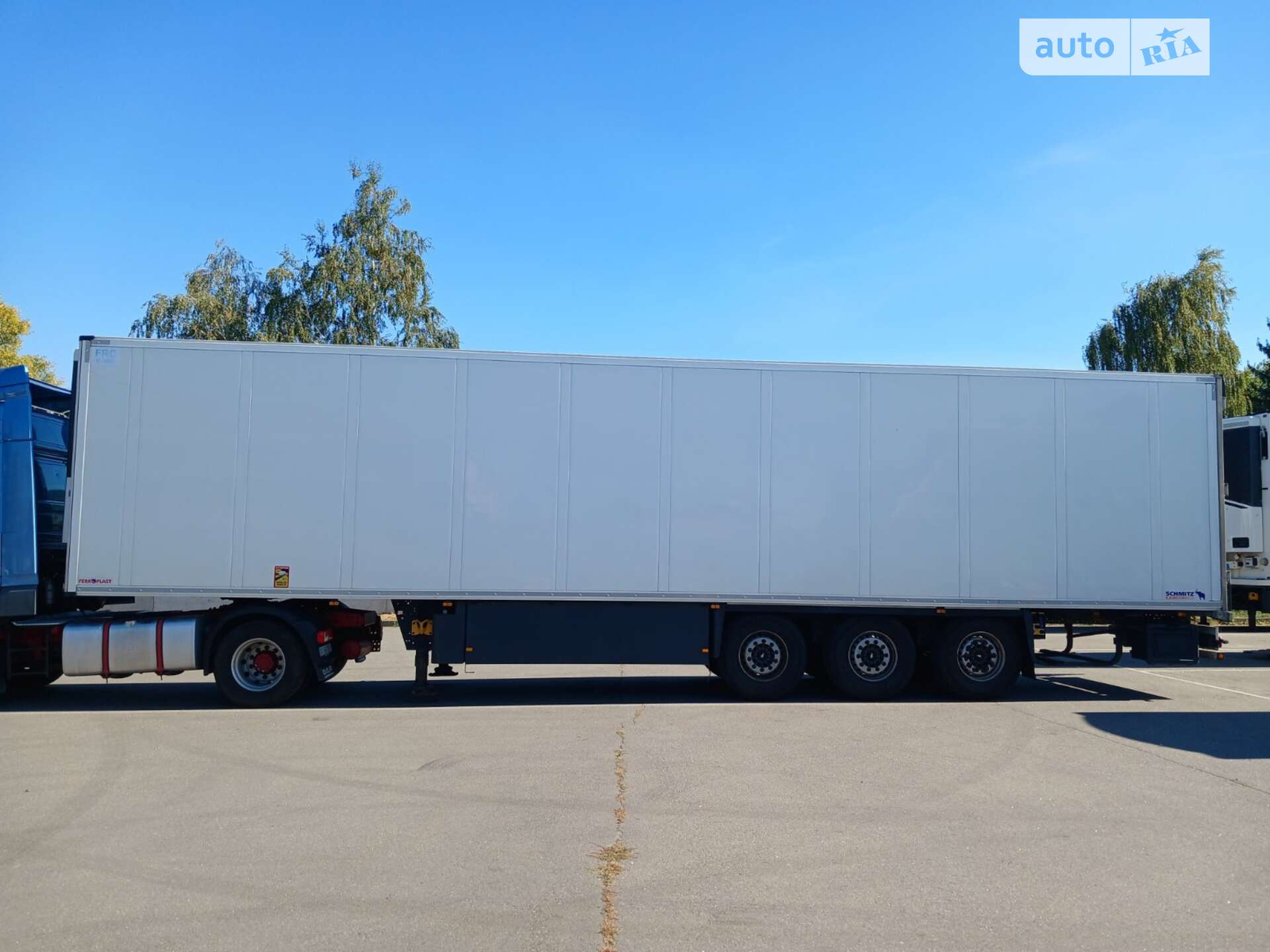 SCHMITZ CARGOBULL 2017