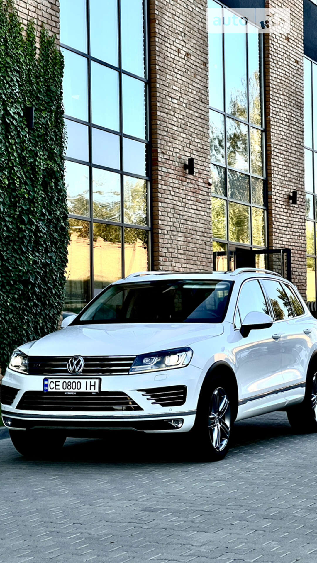 VOLKSWAGEN TOUAREG 2016