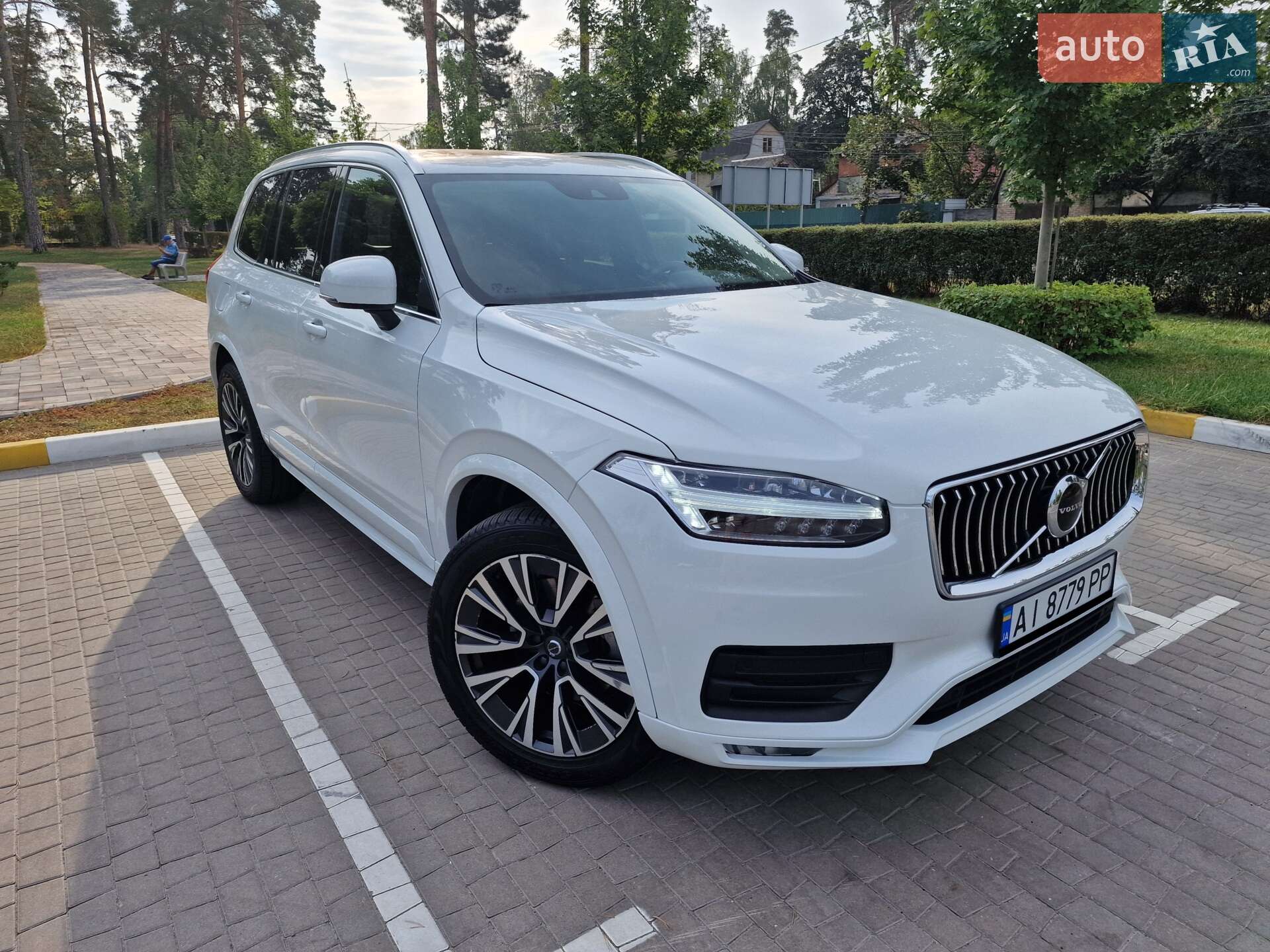 VOLVO XC90 2021
