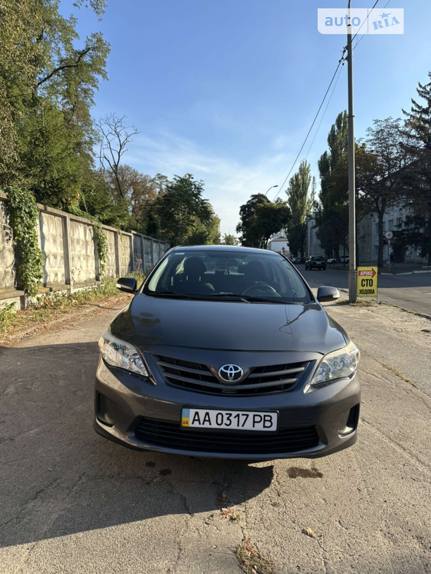 TOYOTA COROLLA 2011