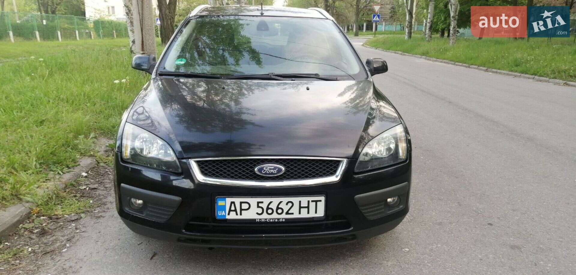 Головне фото звіту автомобіля FORD FOCUS 2005