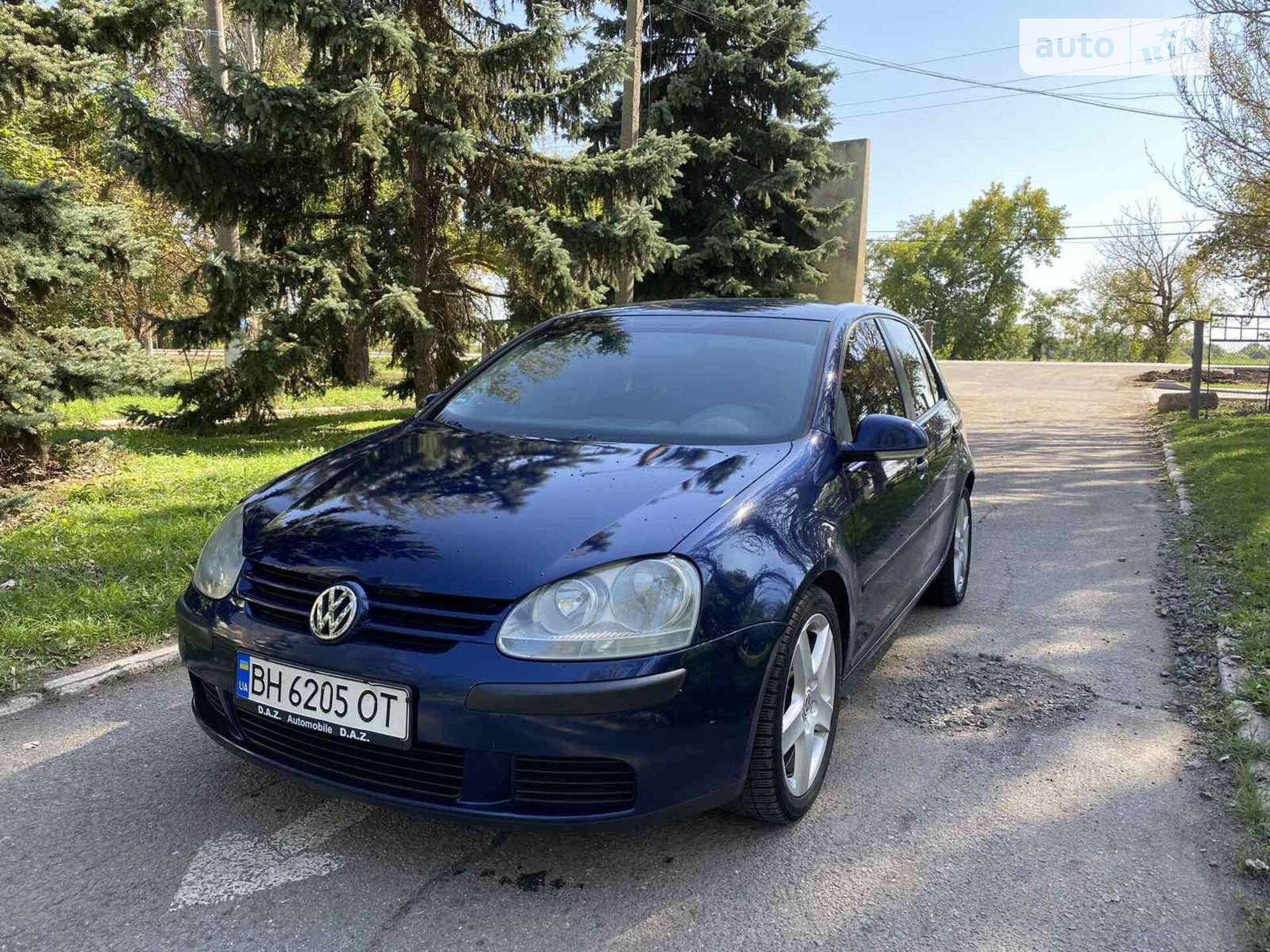 VOLKSWAGEN GOLF 2004