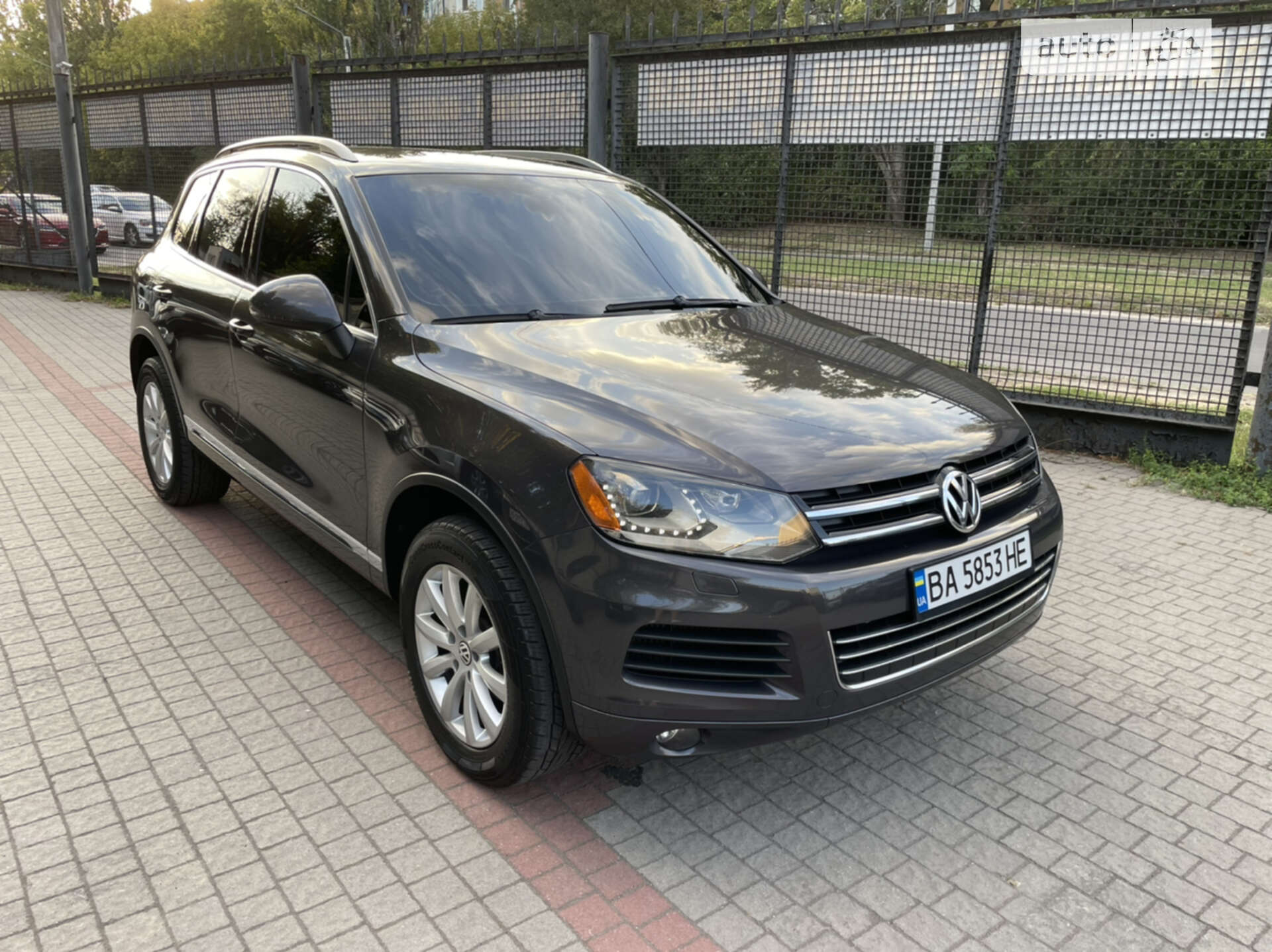 VOLKSWAGEN TOUAREG 2012