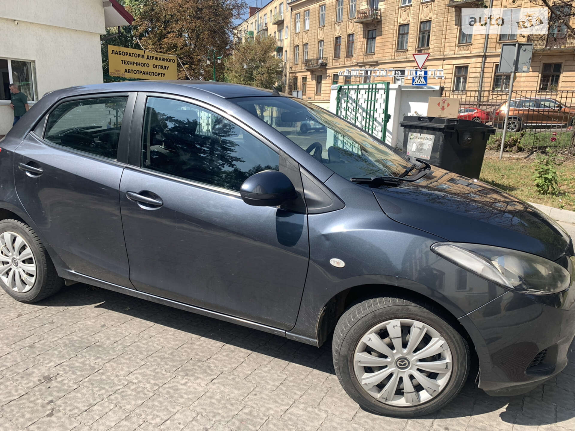 MAZDA 2 2009