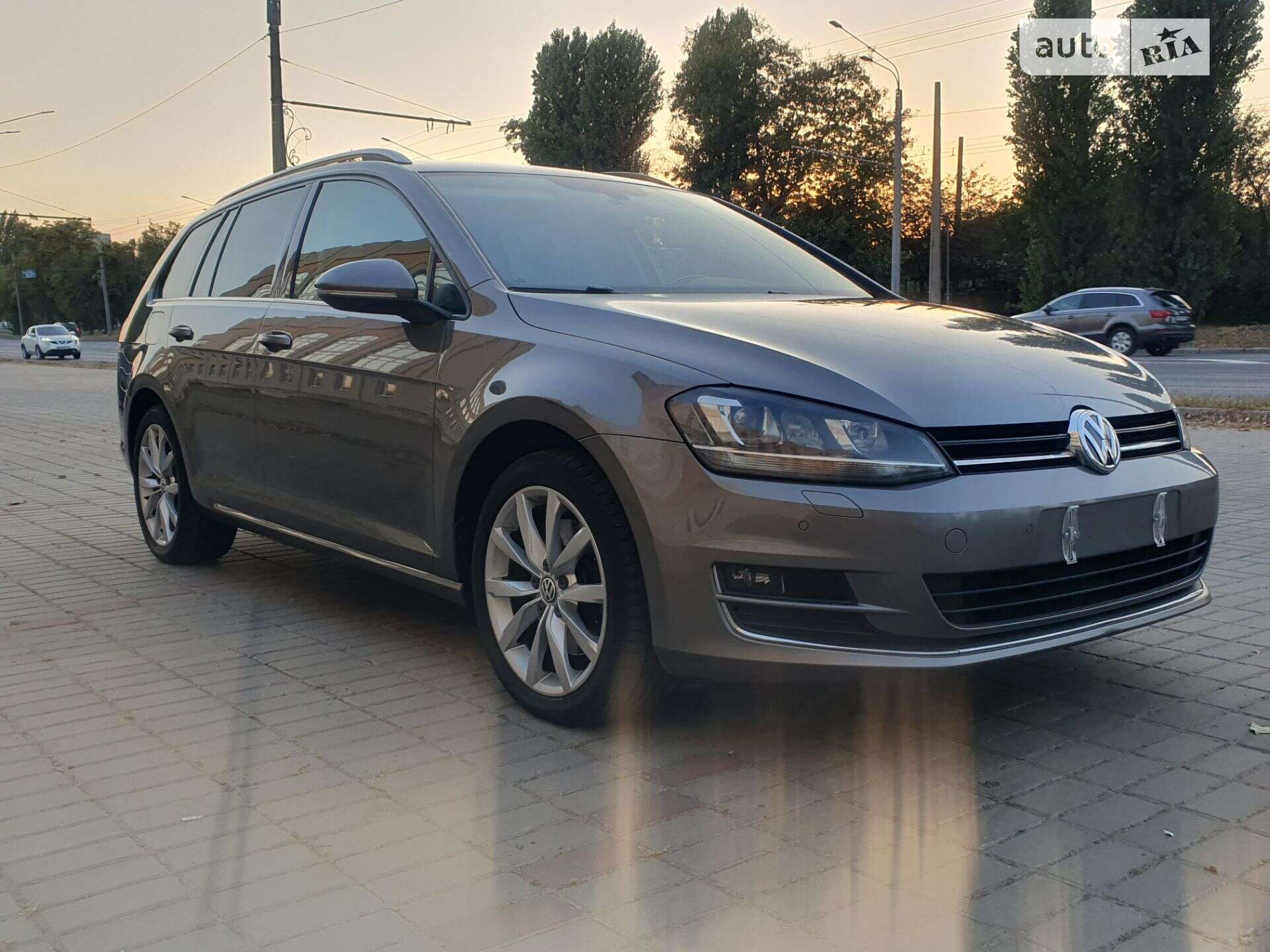 VOLKSWAGEN GOLF 2017