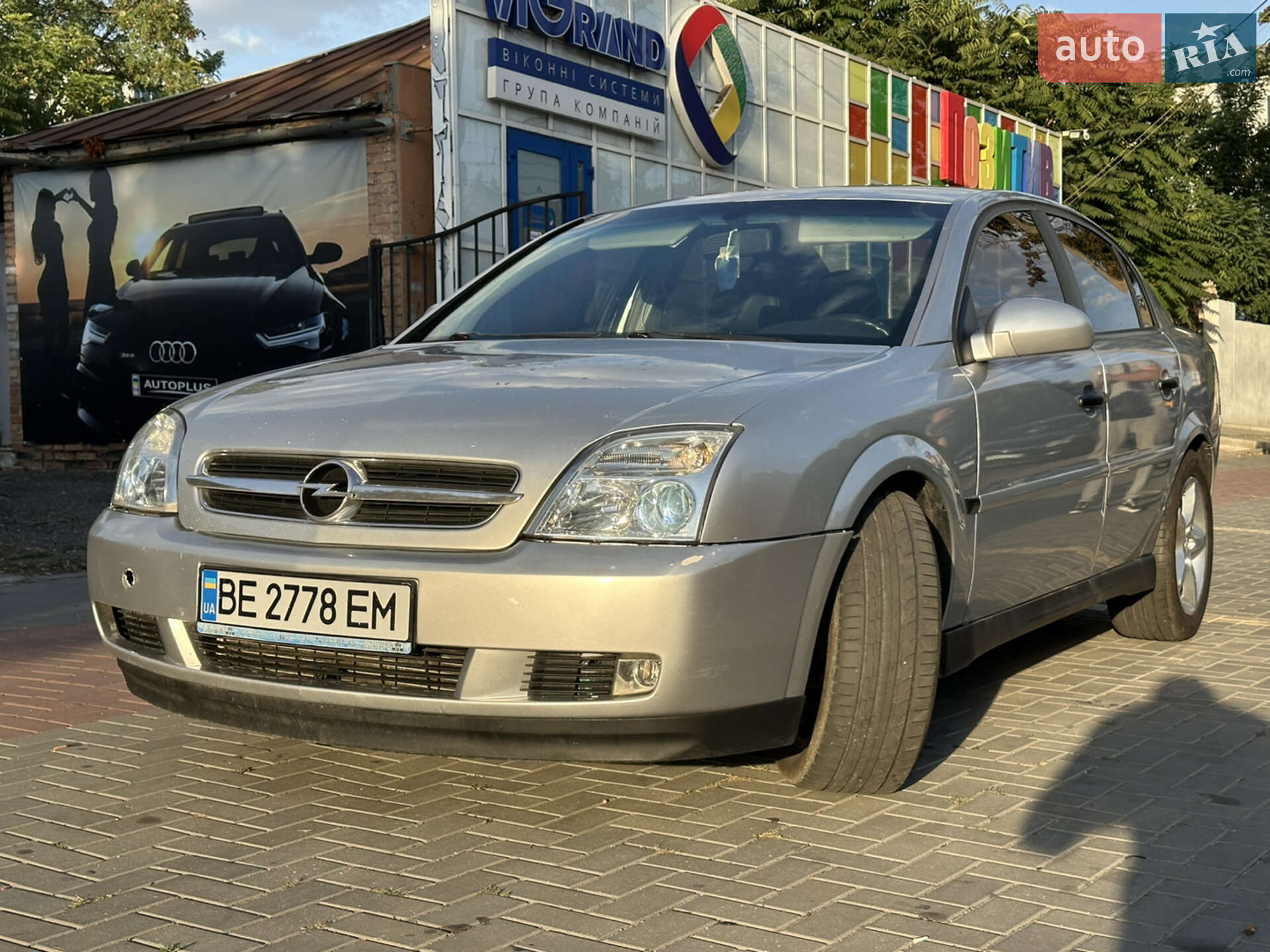 Головне фото звіту автомобіля OPEL VECTRA 2003