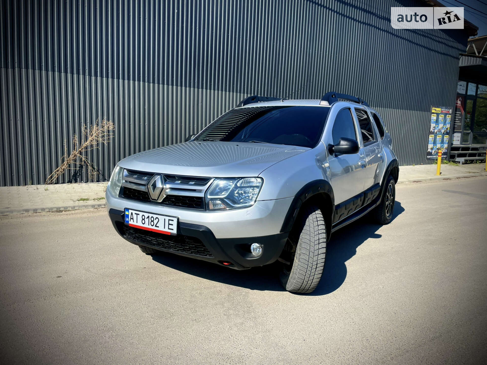 RENAULT DUSTER 2016
