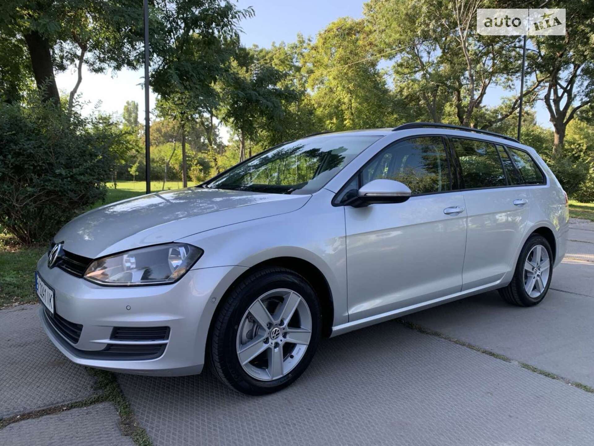 VOLKSWAGEN GOLF 2015
