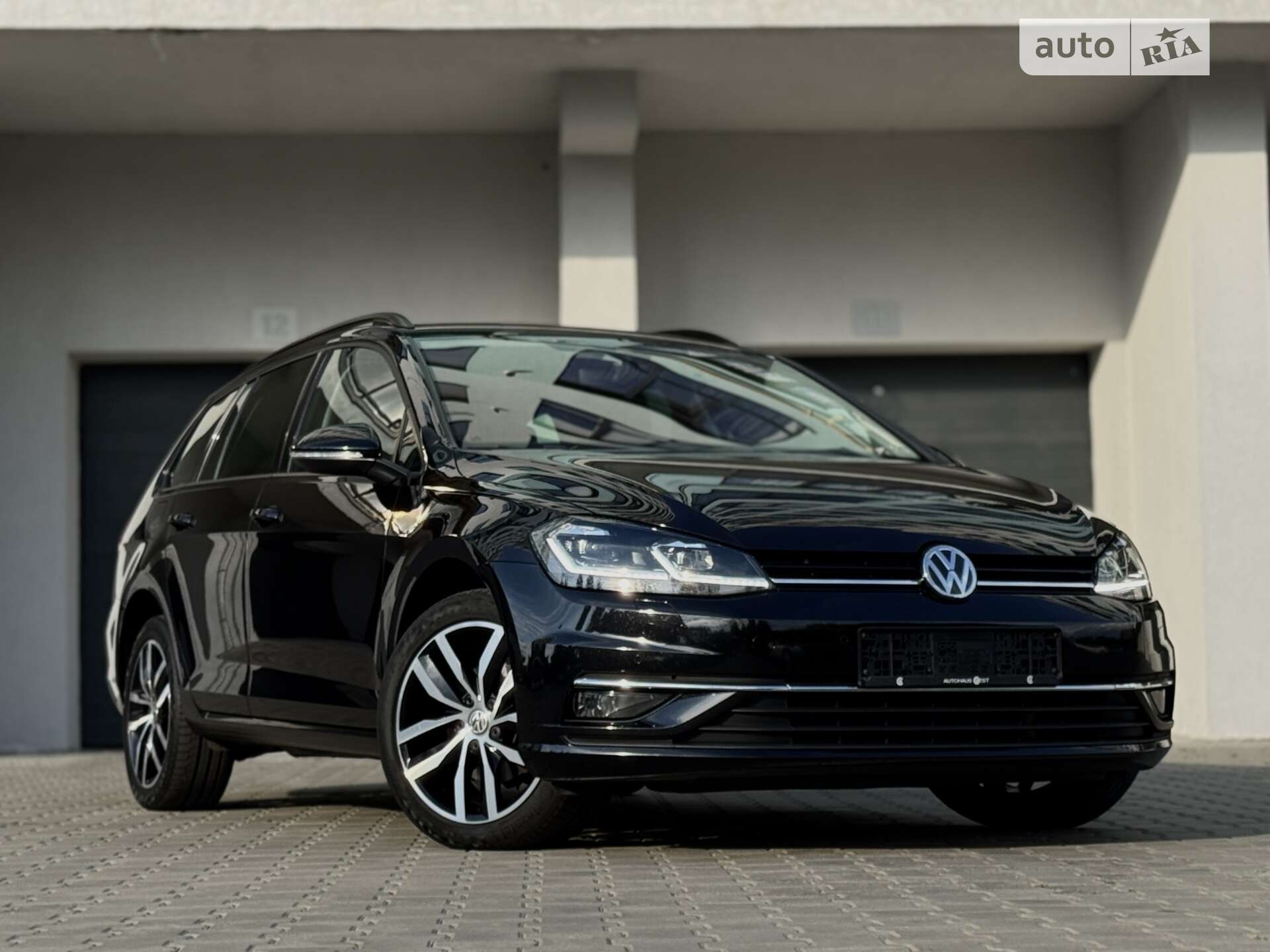 VOLKSWAGEN GOLF 2020