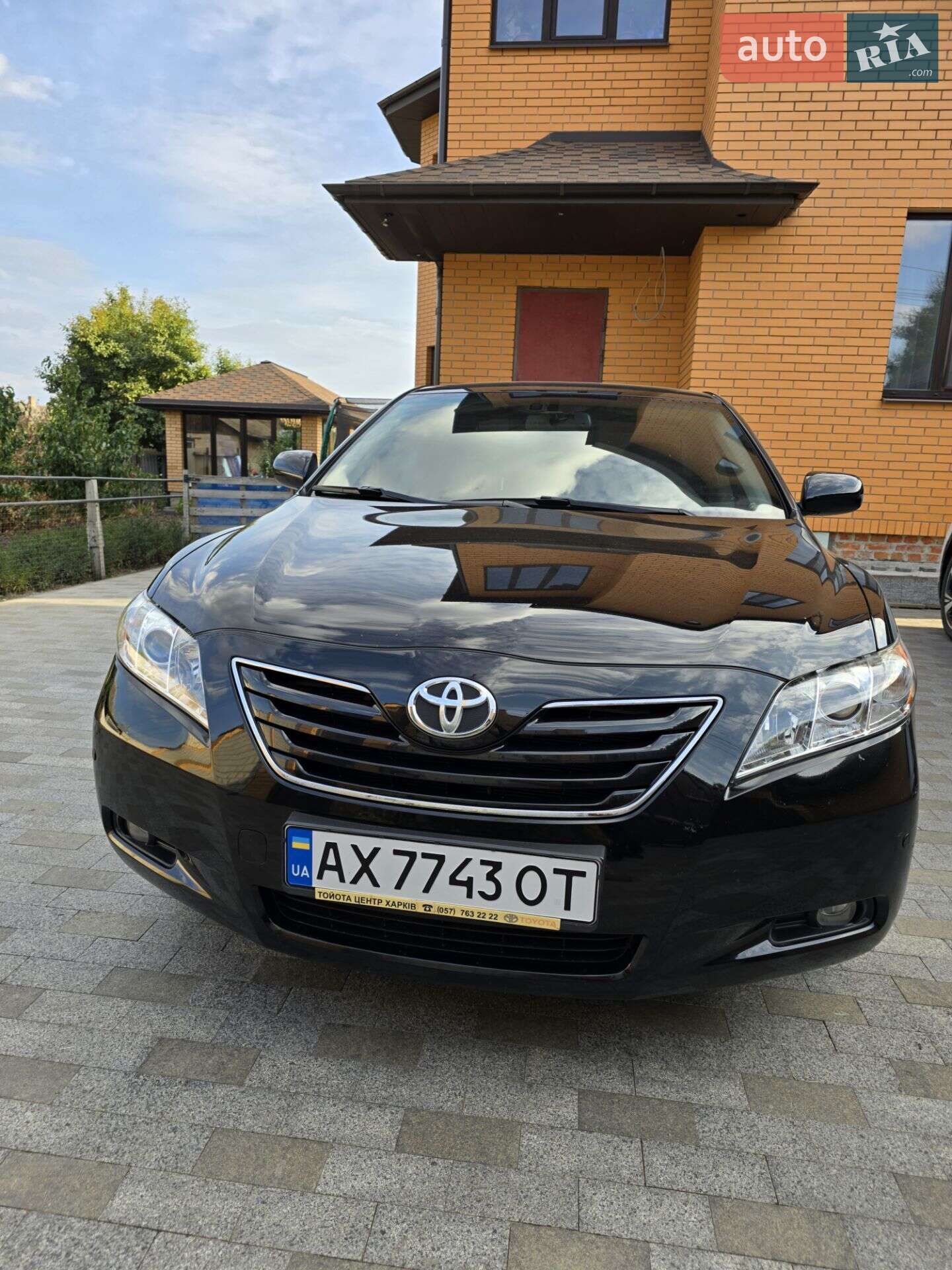 TOYOTA CAMRY
