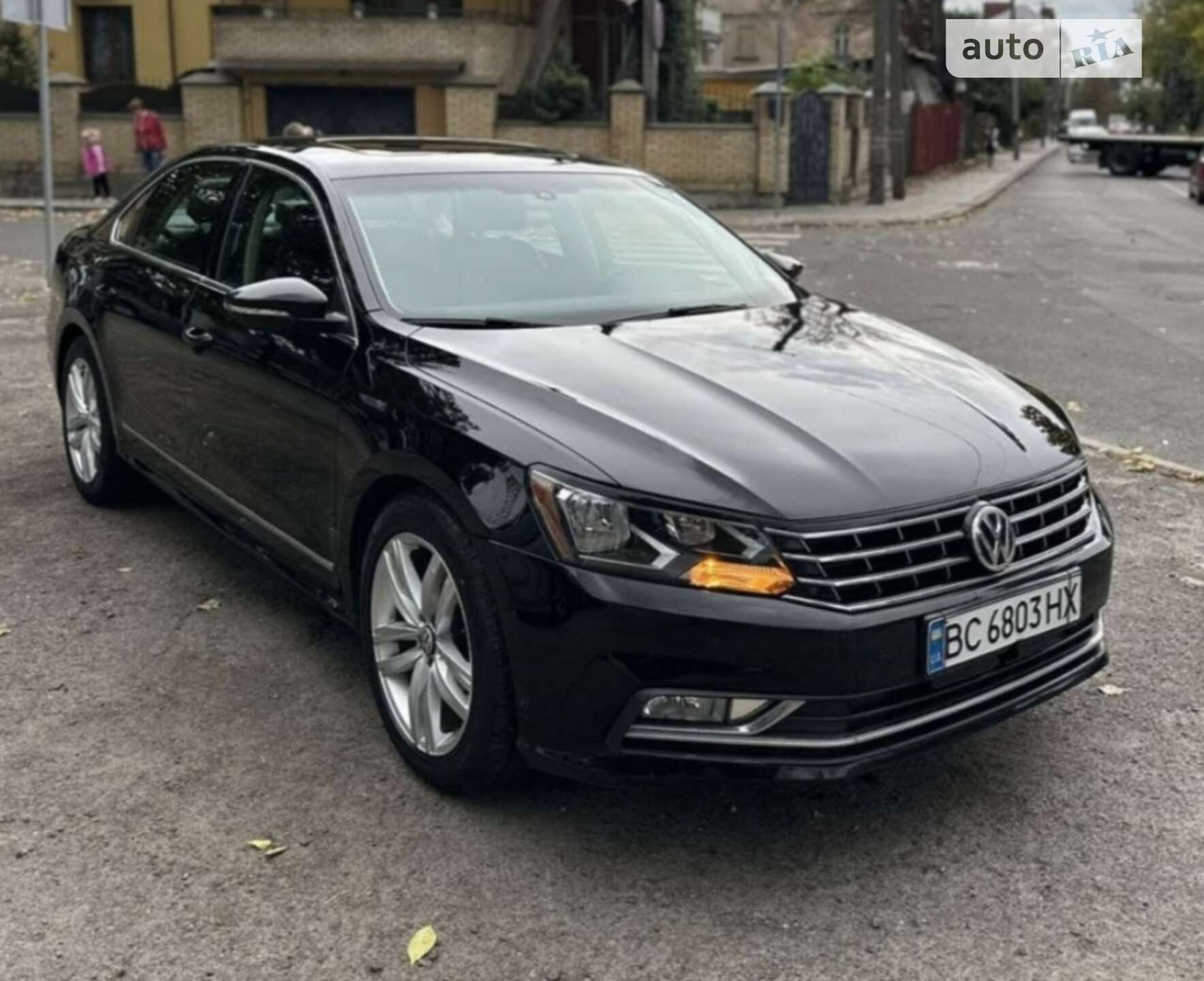 VOLKSWAGEN PASSAT 2016