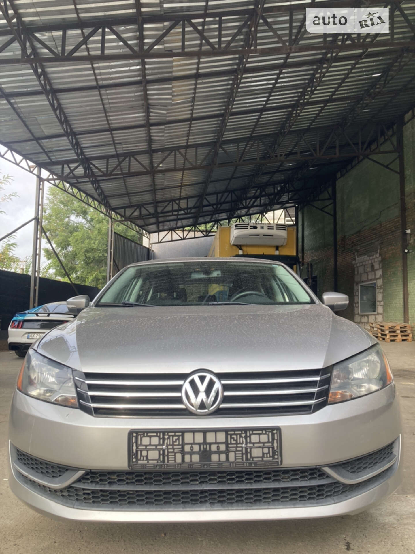 VOLKSWAGEN PASSAT 2013