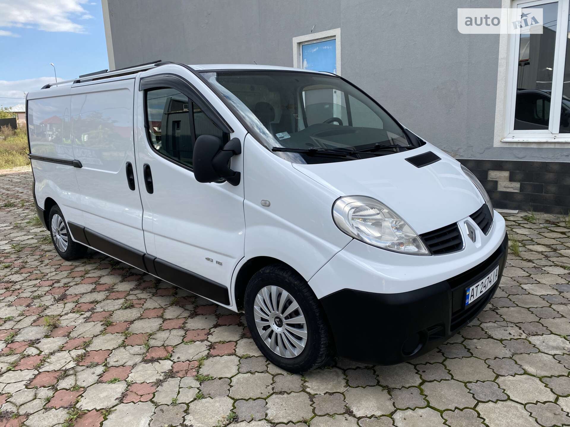 RENAULT TRAFIC 2013
