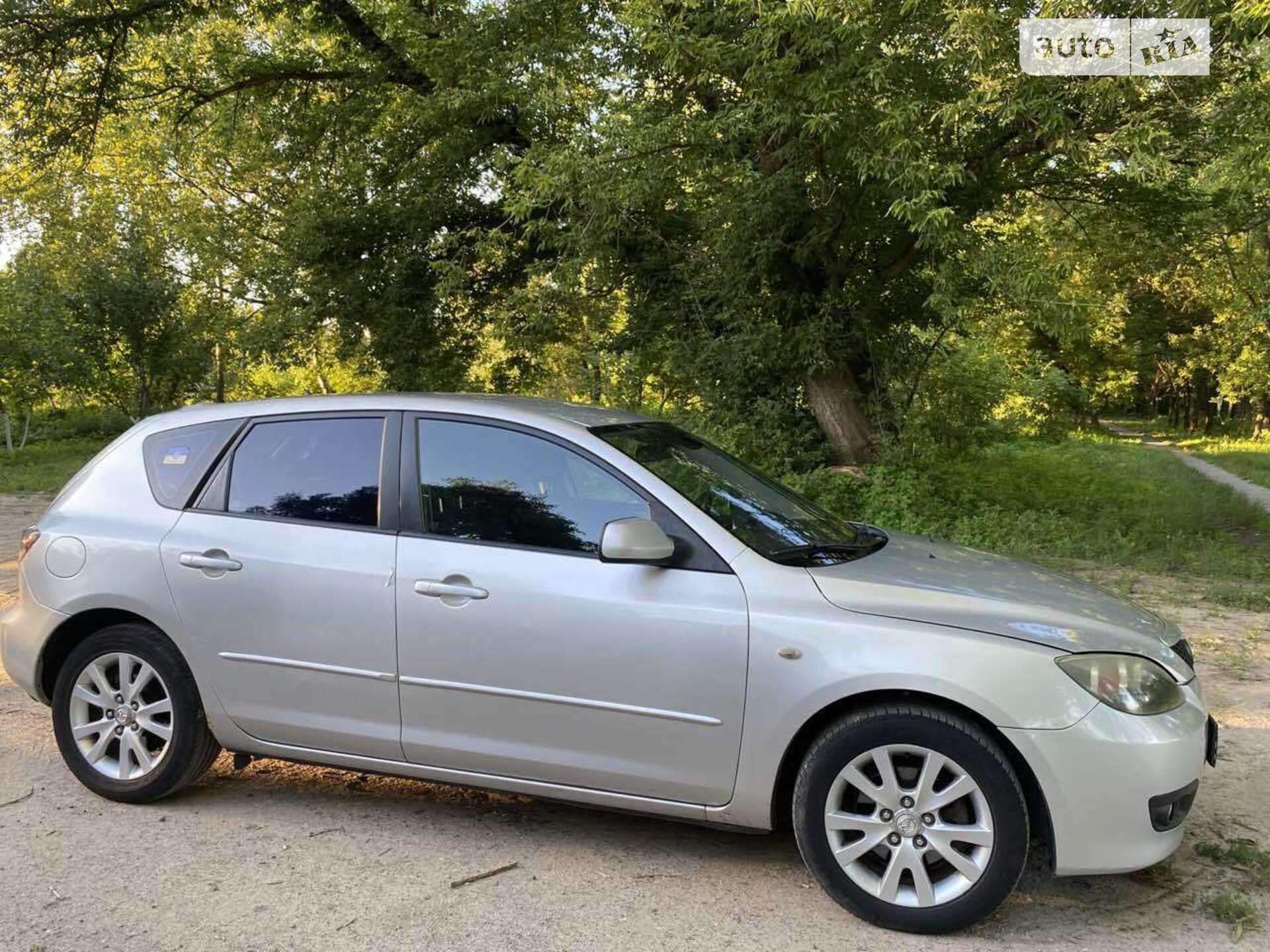 MAZDA 3 2006
