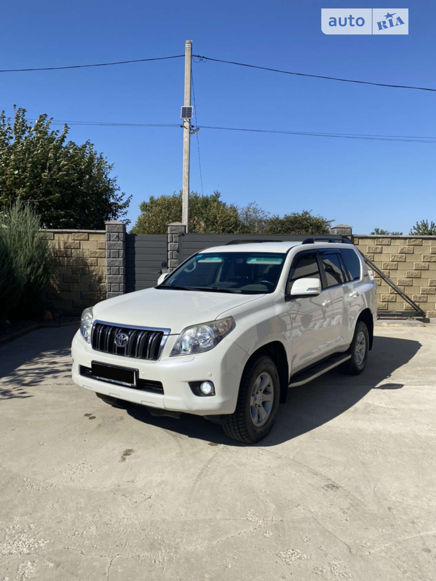 TOYOTA LAND CRUISER 150