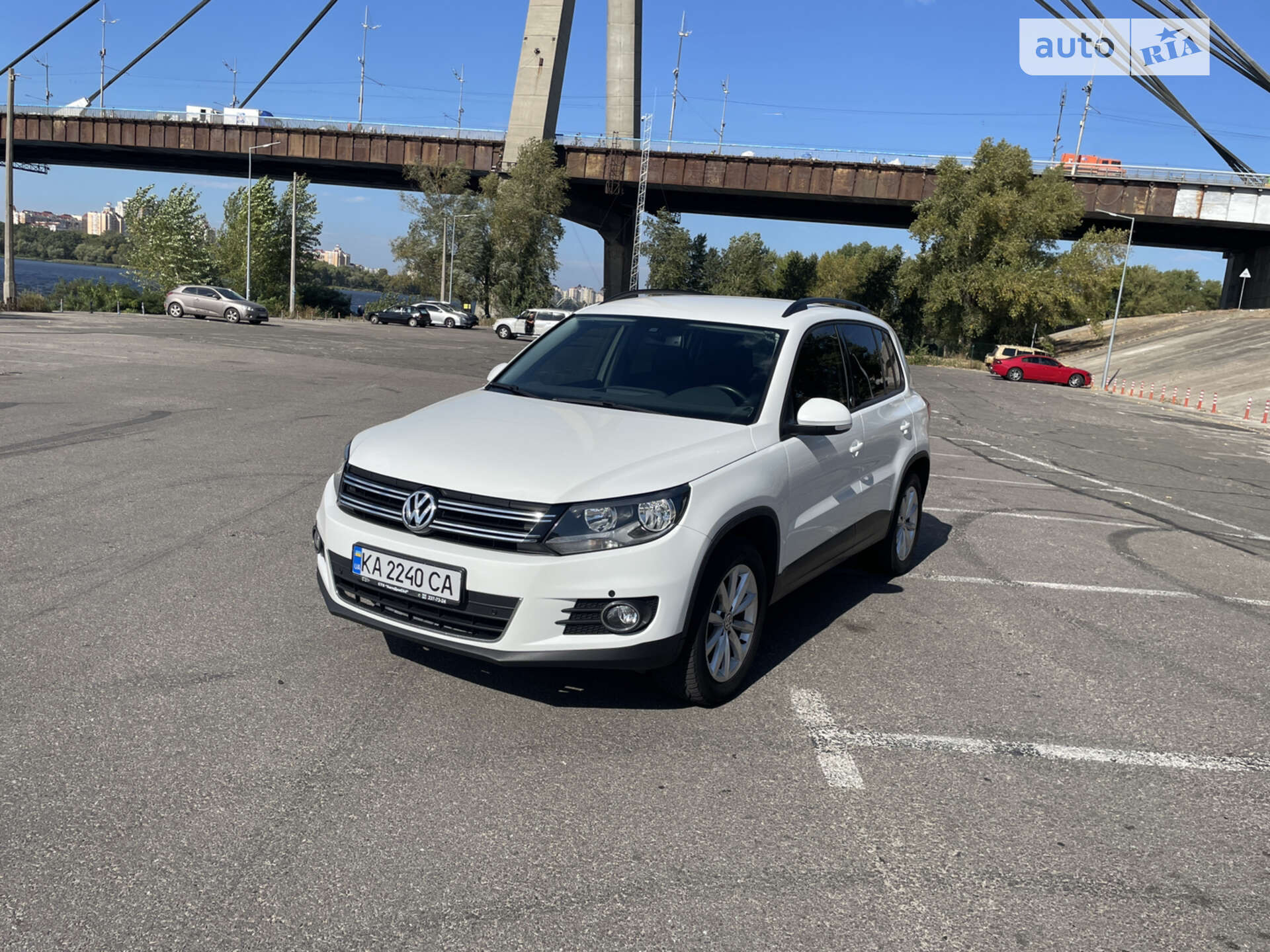 VOLKSWAGEN TIGUAN 2017