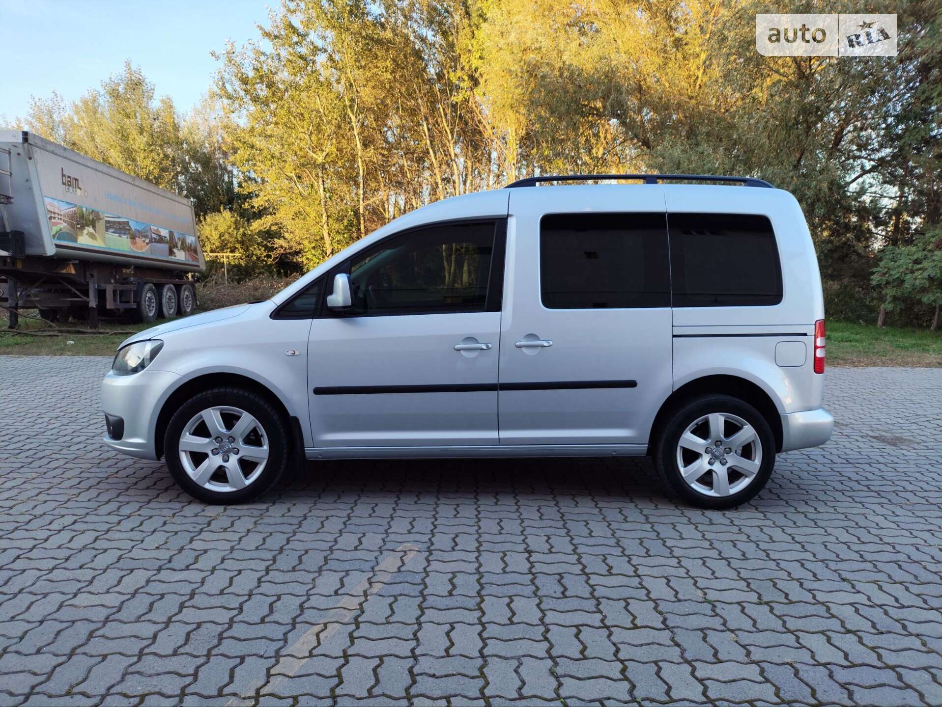 VOLKSWAGEN CADDY 2014