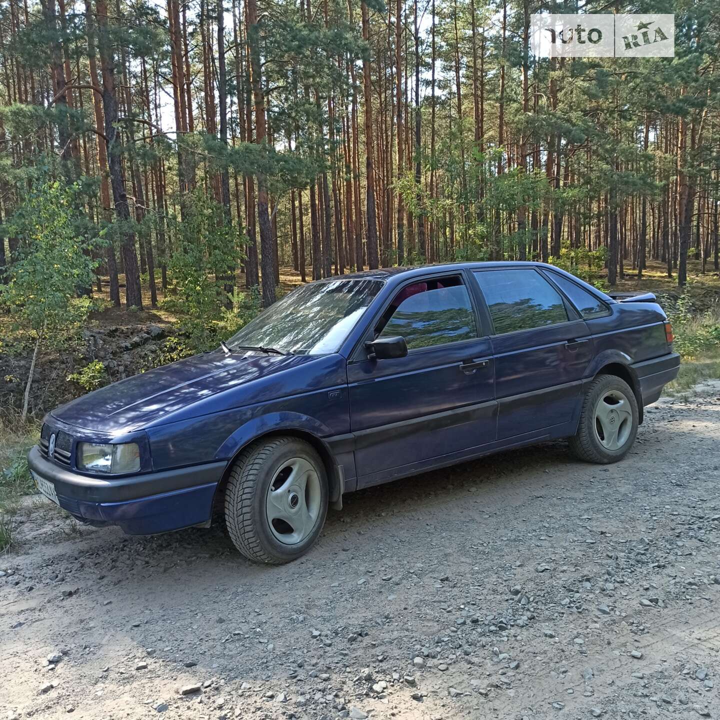 VOLKSWAGEN PASSAT 1989