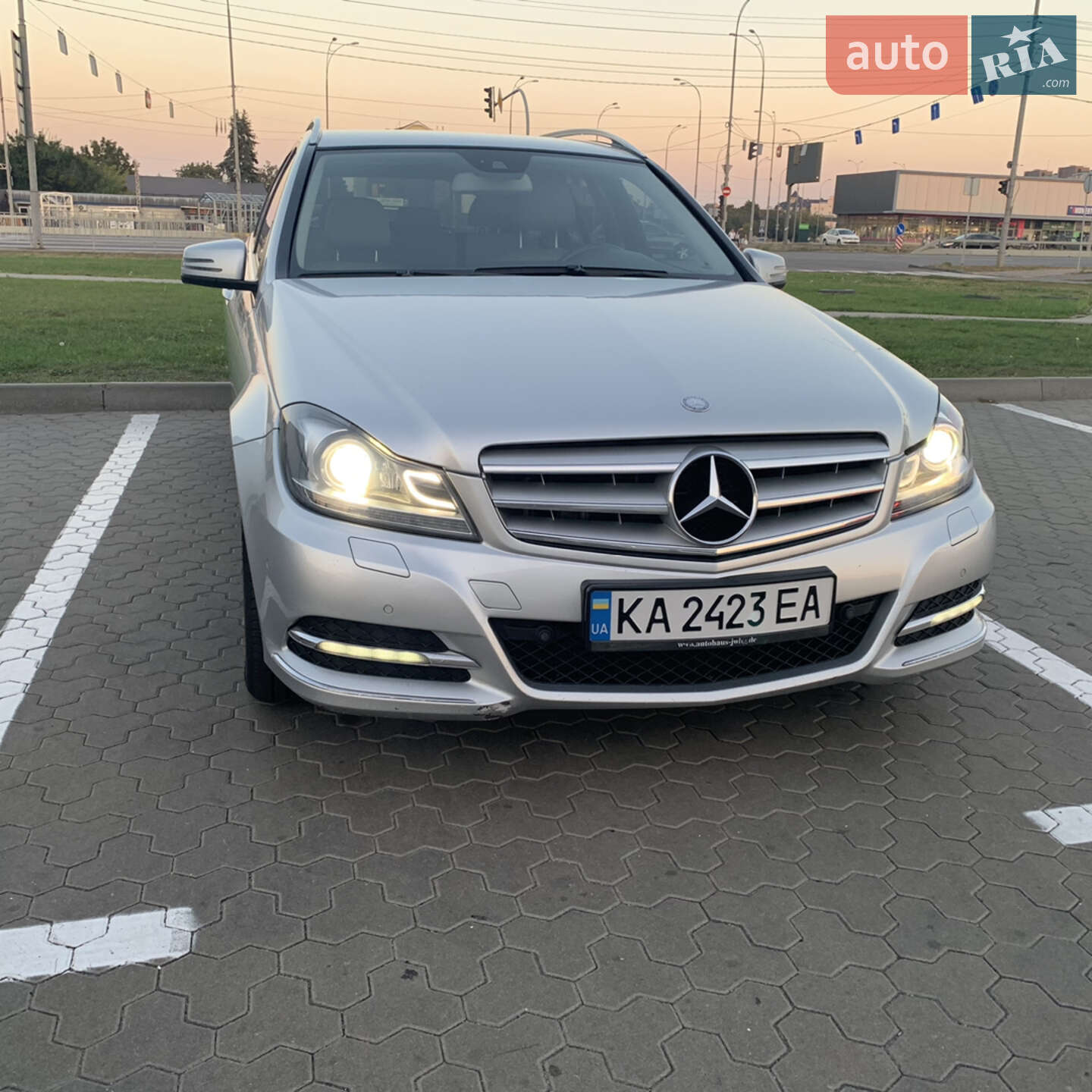 MERCEDES-BENZ C 250 2011