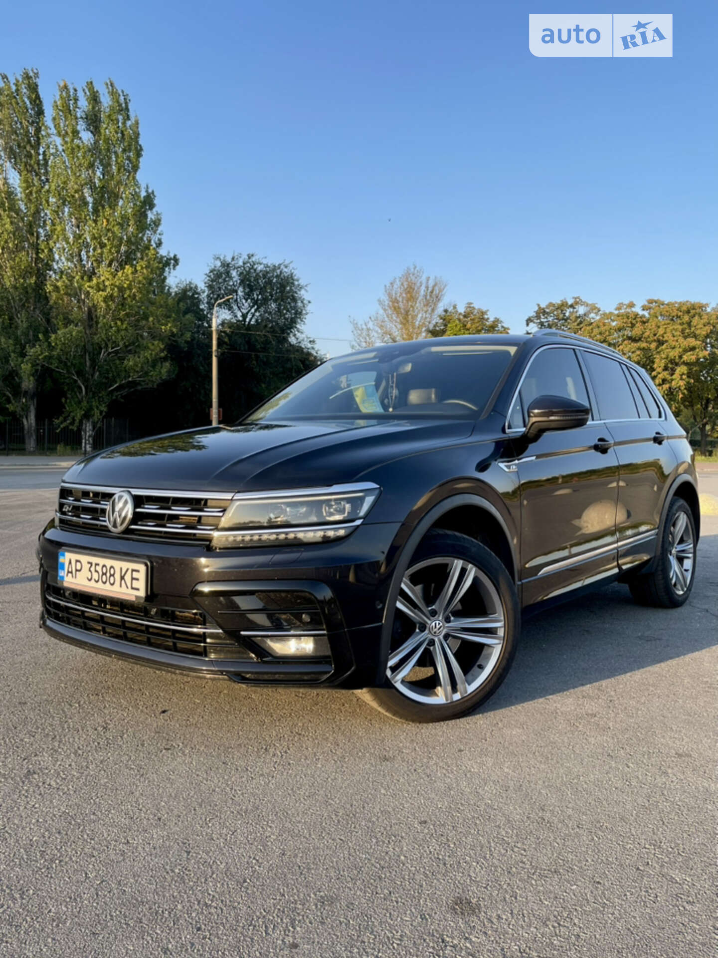 VOLKSWAGEN TIGUAN 2018