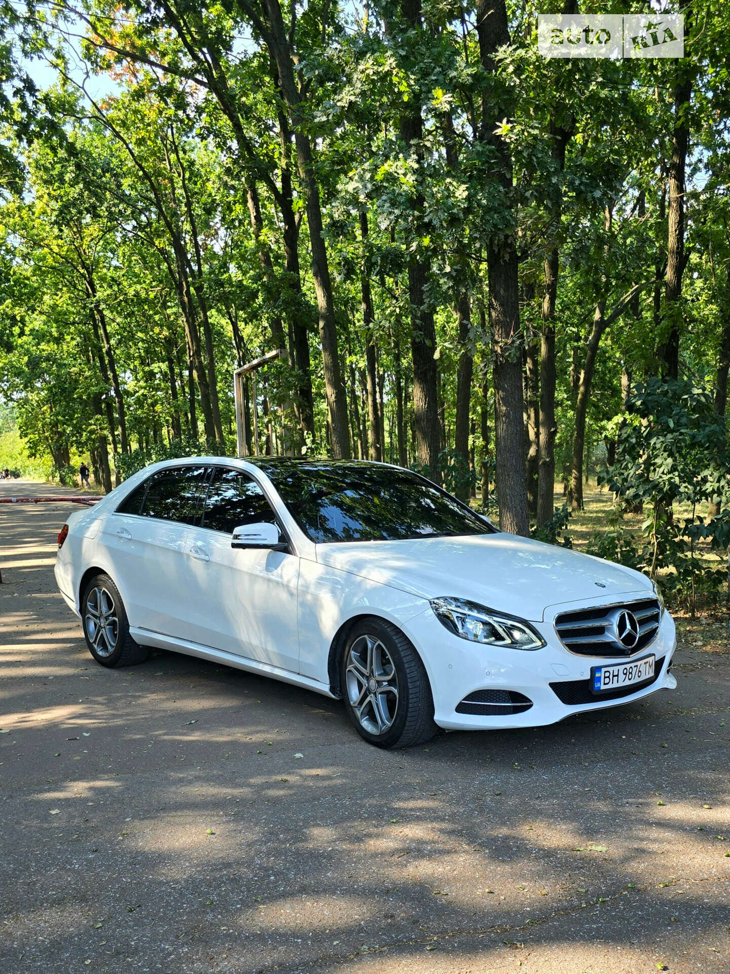 MERCEDES-BENZ E 250 2015