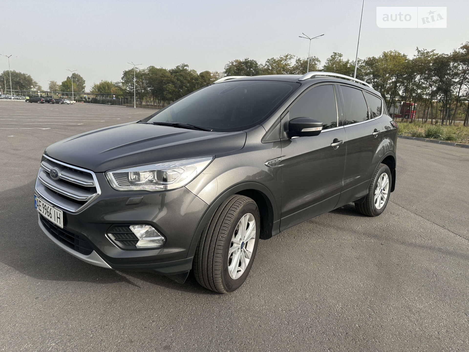 Головне фото звіту автомобіля FORD KUGA 2019