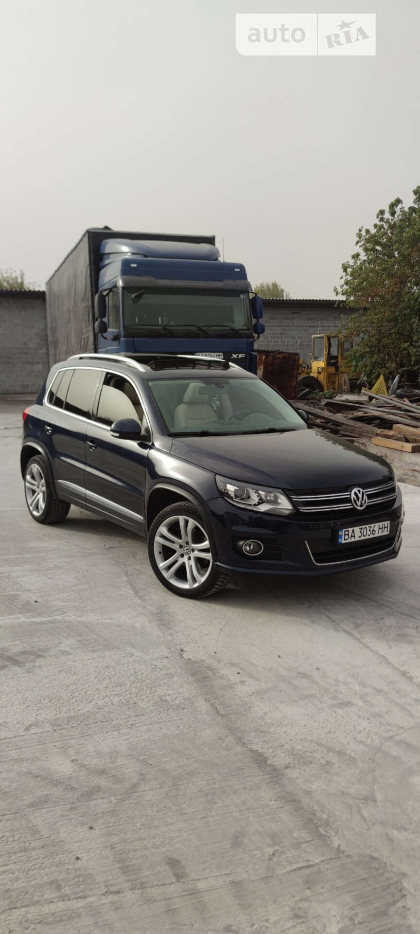 VOLKSWAGEN TIGUAN 2012