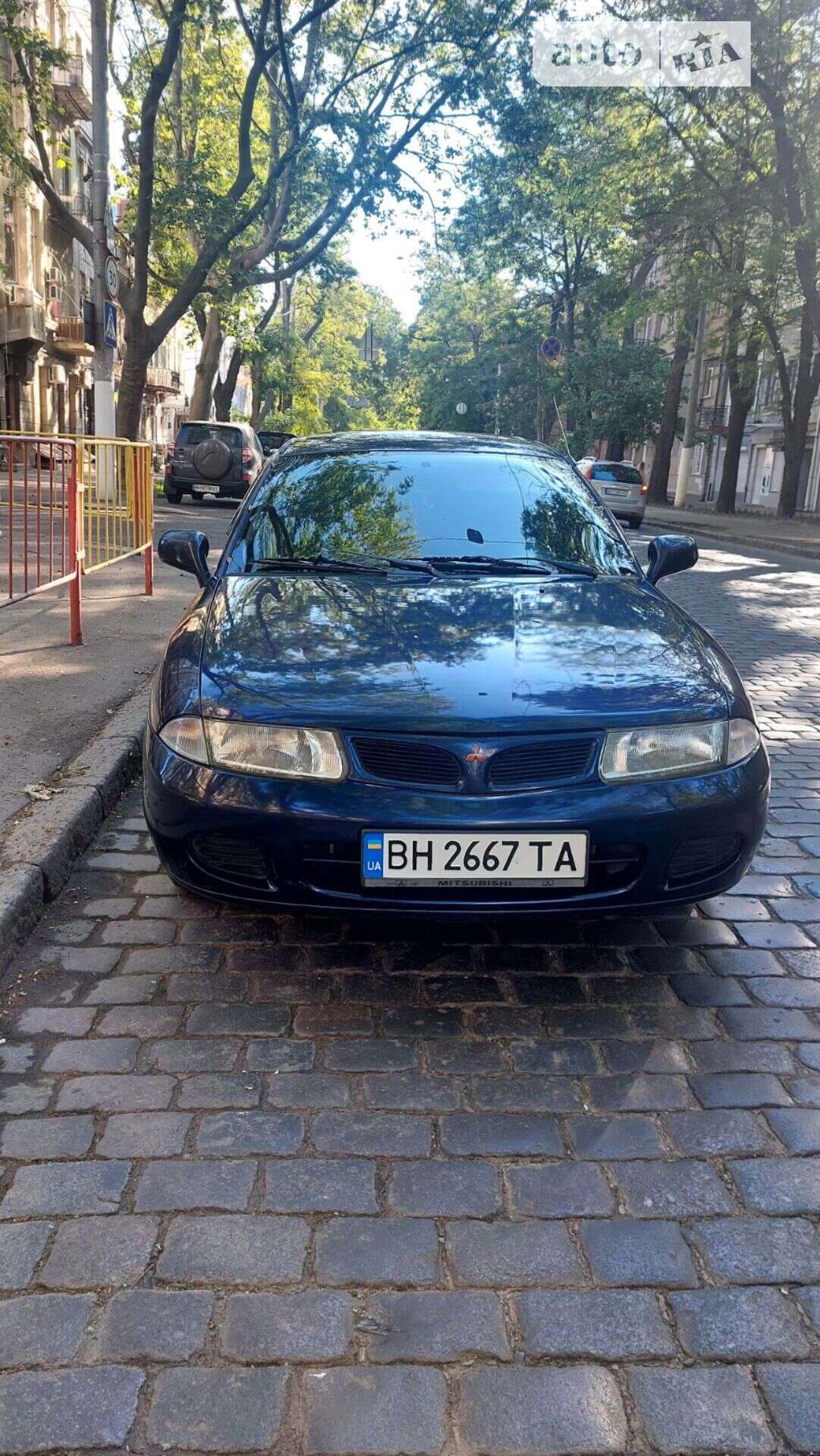 MITSUBISHI CARISMA 1997