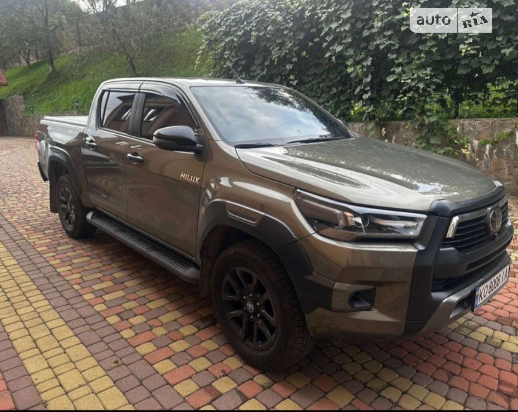 TOYOTA HILUX 2021