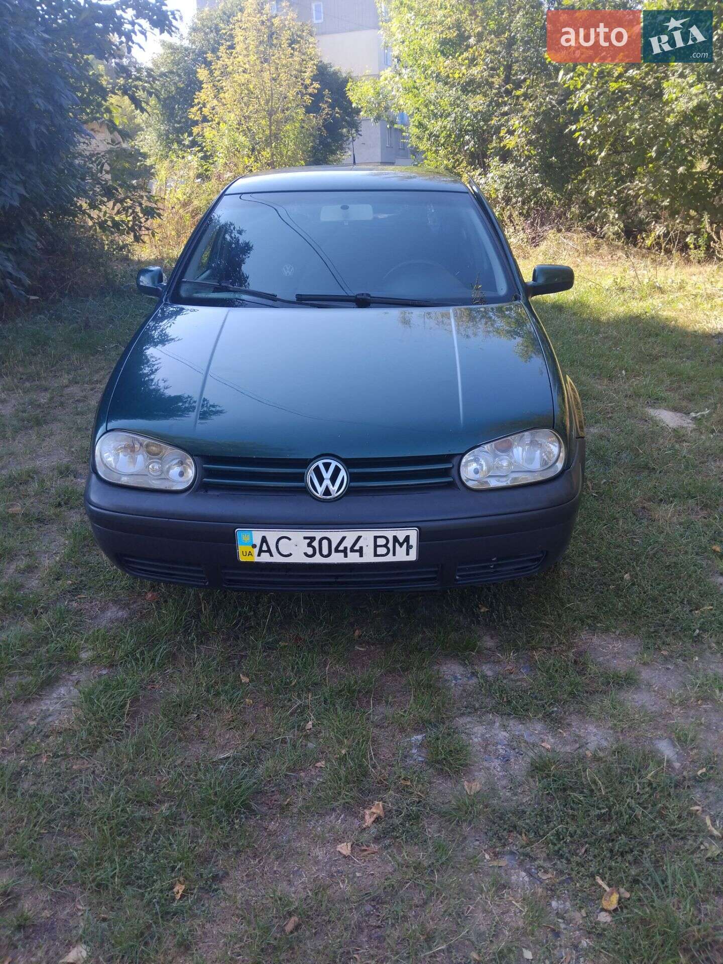 VOLKSWAGEN GOLF 2003