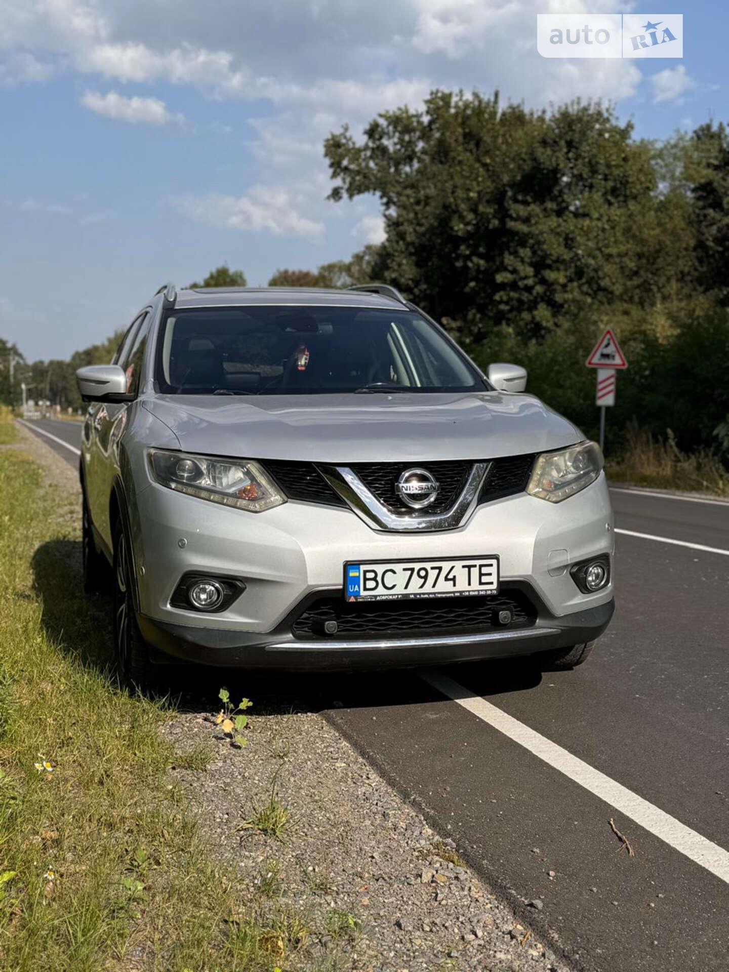 NISSAN X-TRAIL 2015