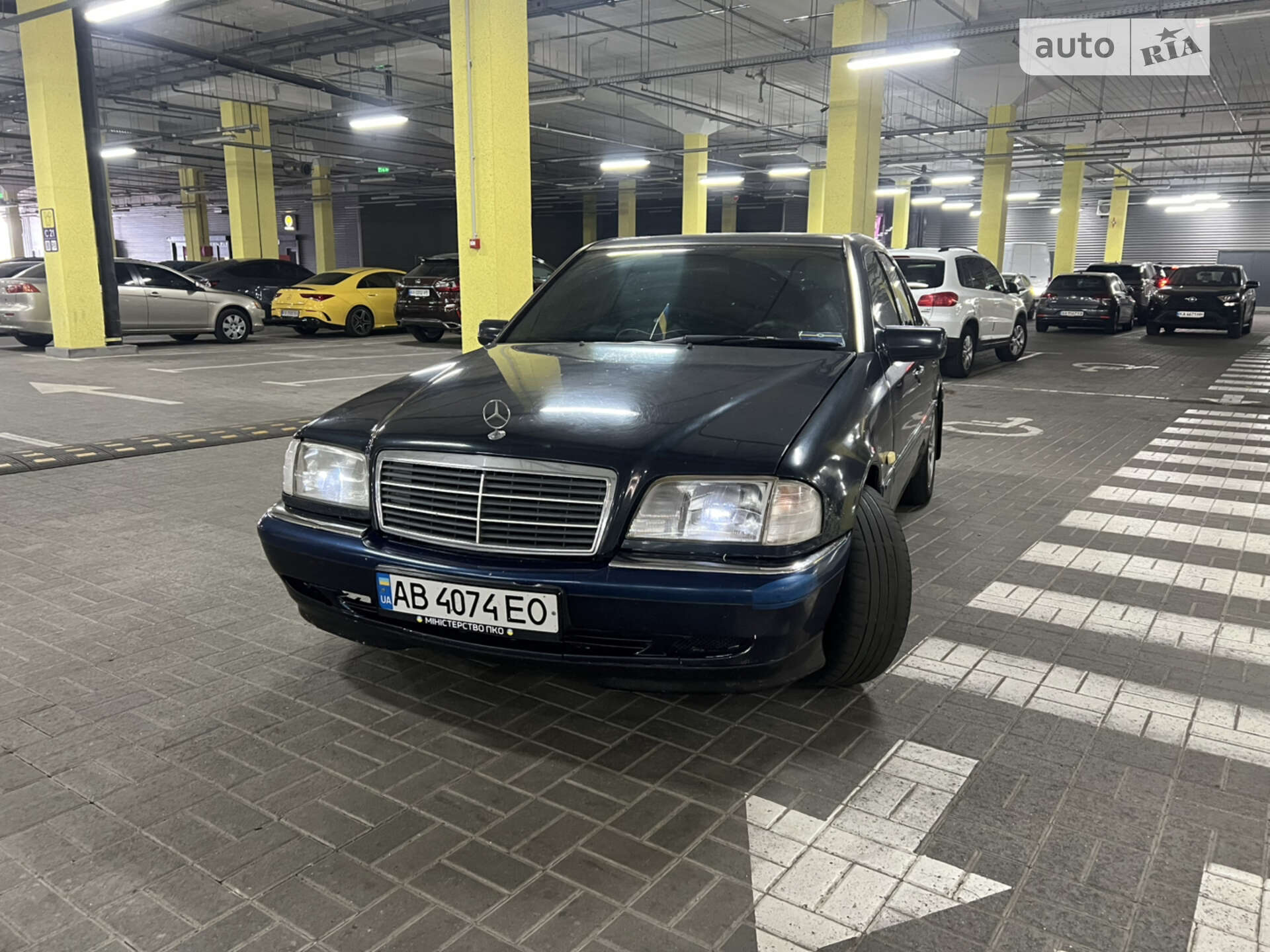 MERCEDES-BENZ 180C 1999