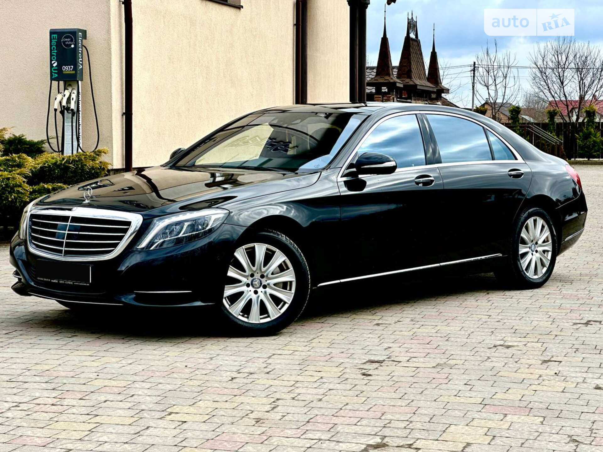 MERCEDES-BENZ S 500 2013