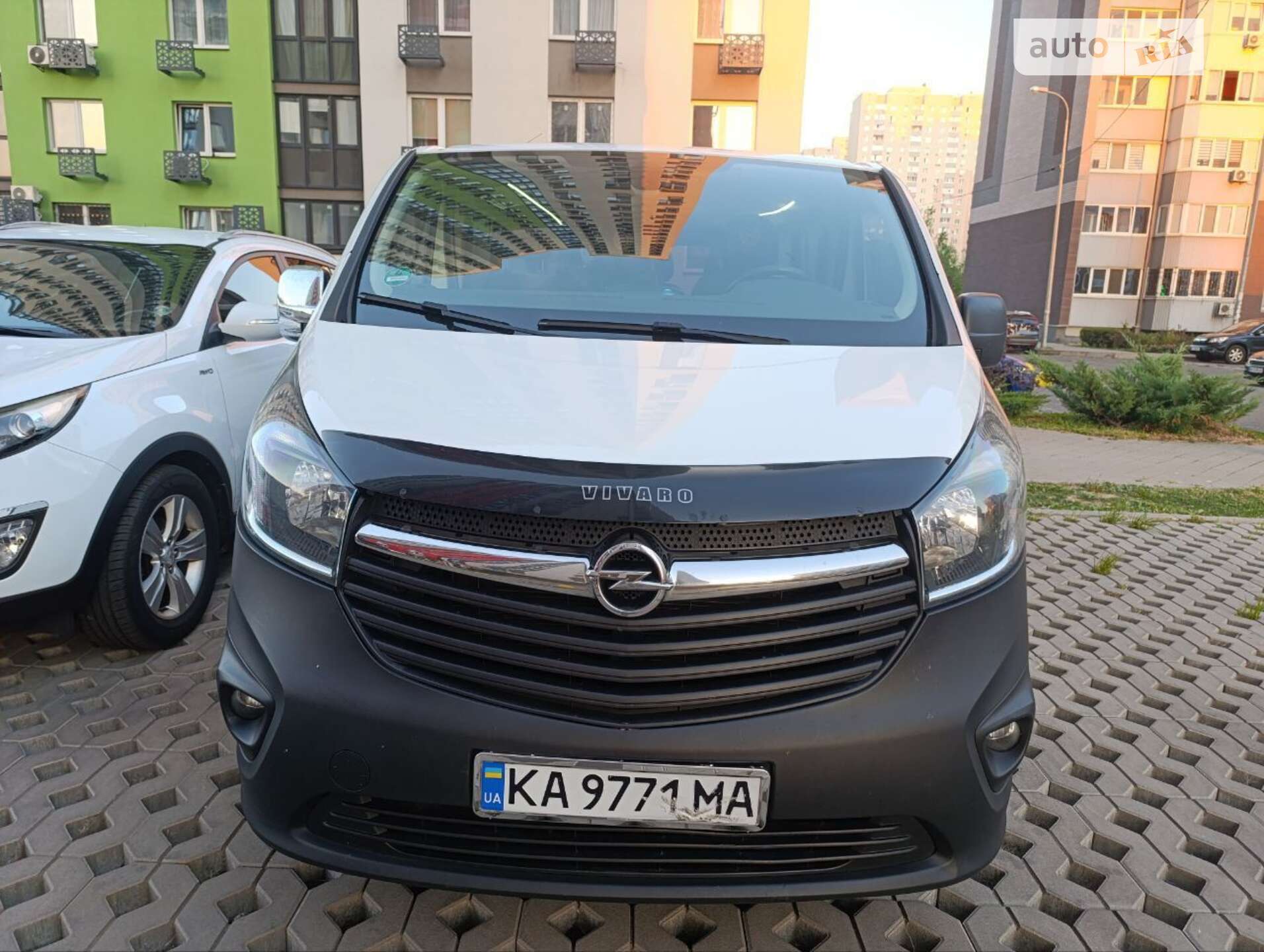 OPEL VIVARO 2016