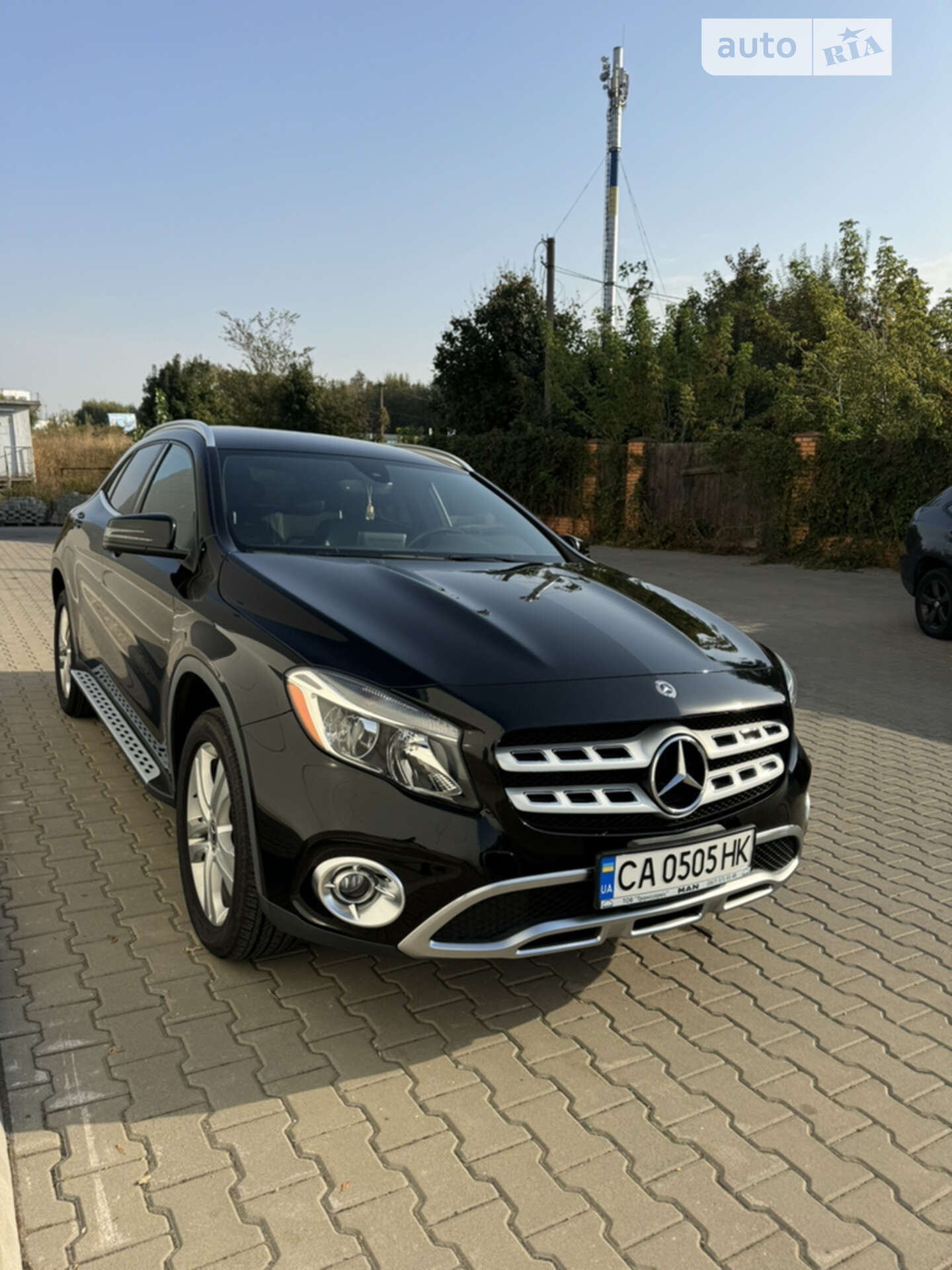 MERCEDES-BENZ GLA 250 2017
