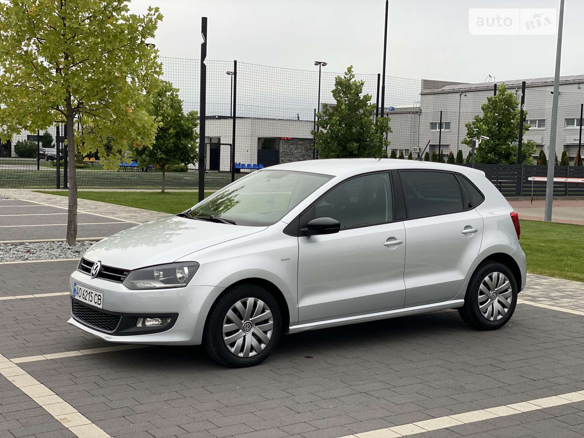 VOLKSWAGEN POLO 2012