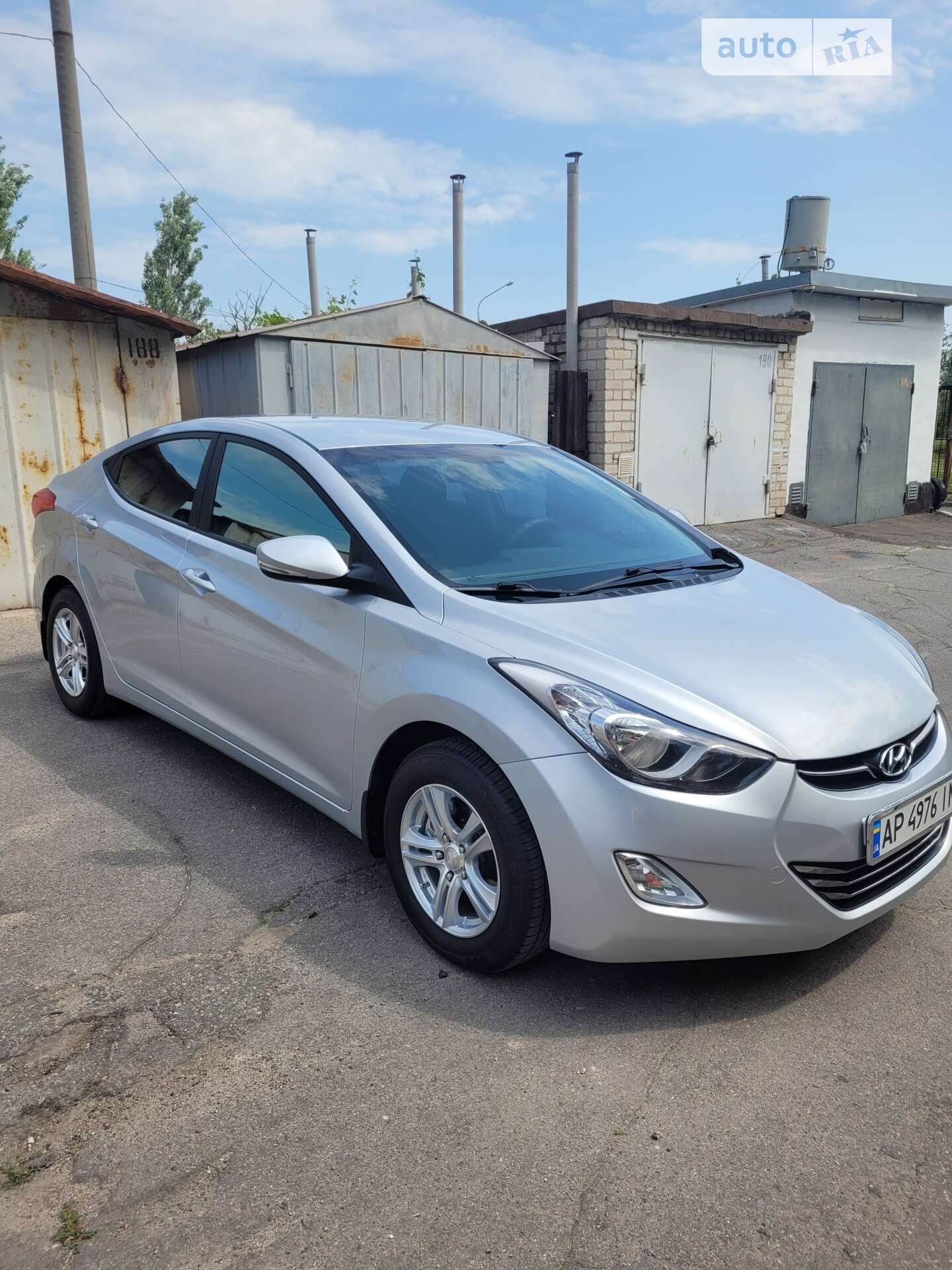 HYUNDAI ELANTRA 2011