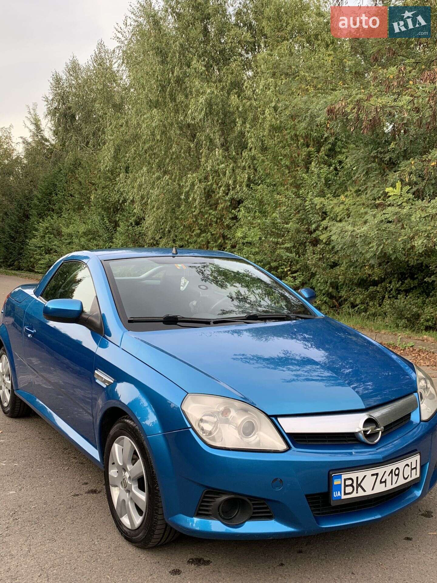 Головне фото звіту автомобіля OPEL TIGRA 2005