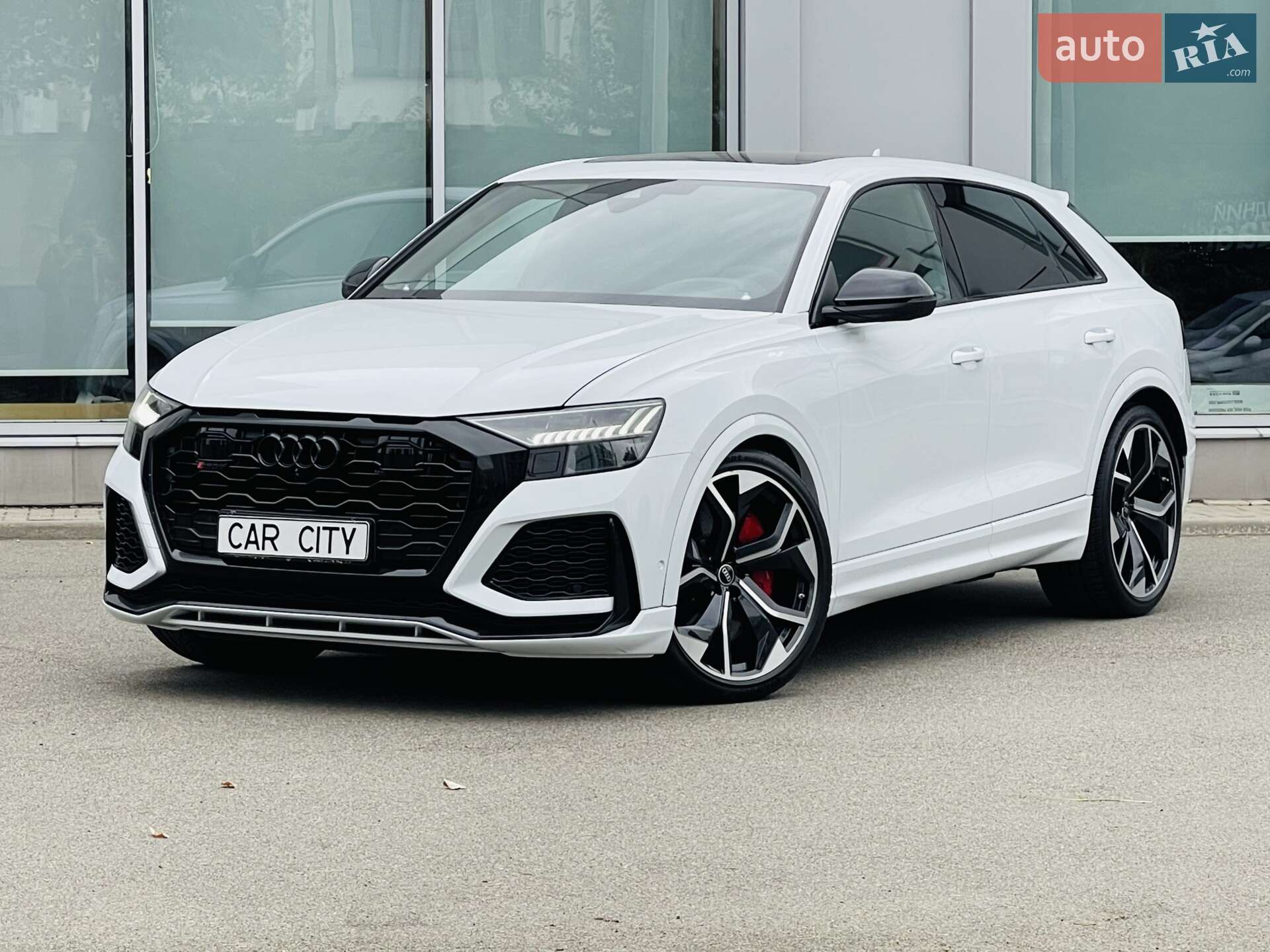 AUDI RS Q8
