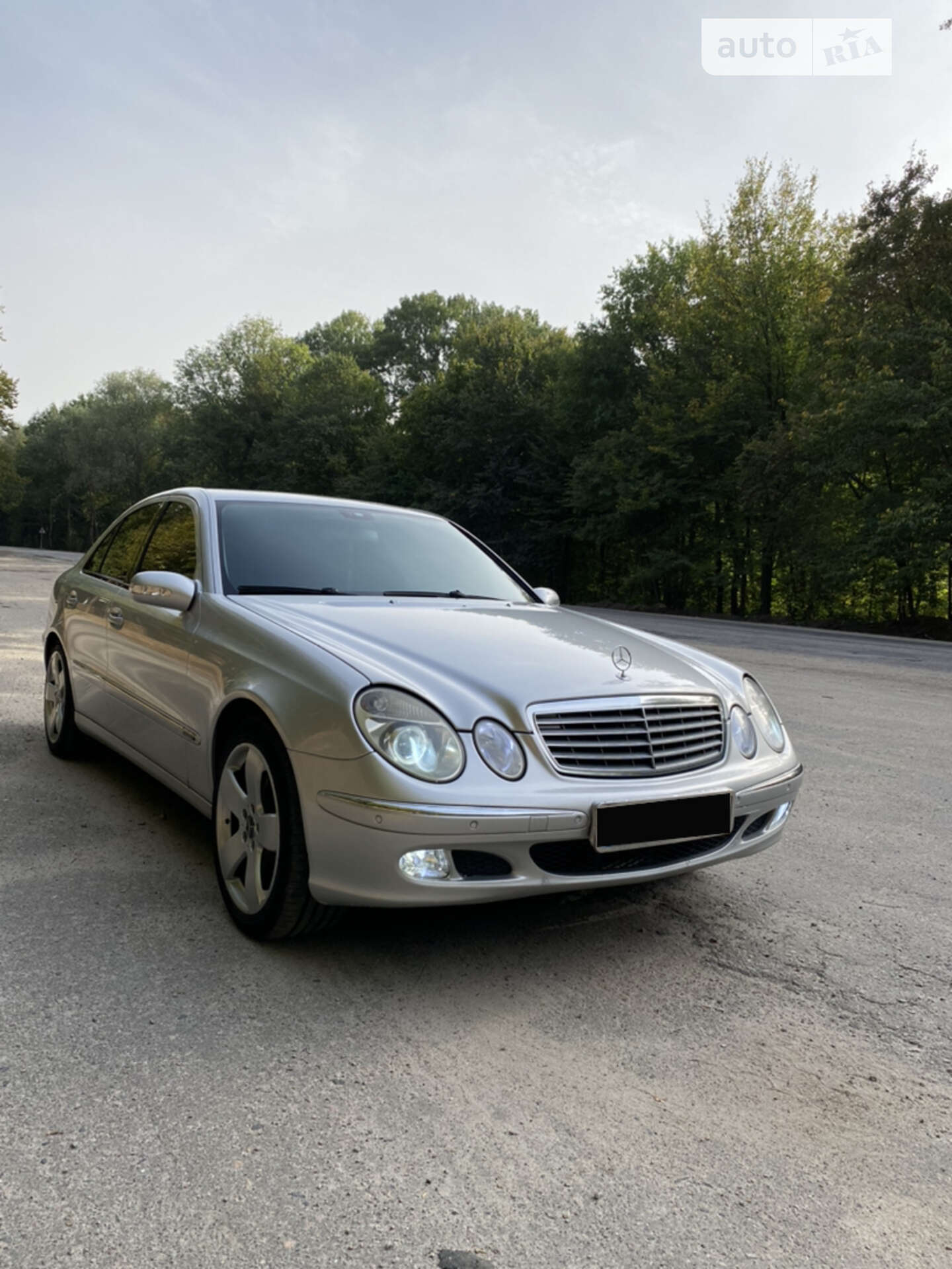 Головне фото звіту автомобіля MERCEDES-BENZ E 200 2003