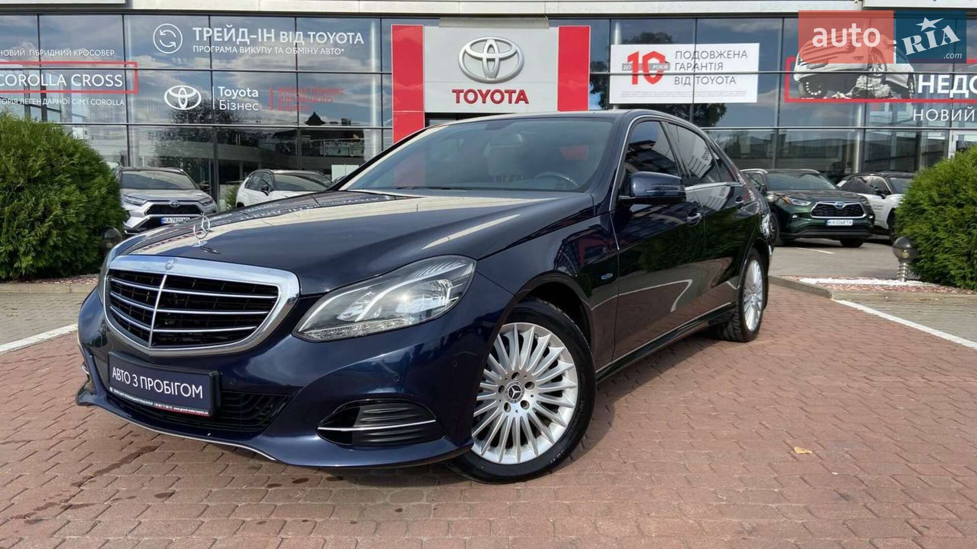 MERCEDES-BENZ E 200