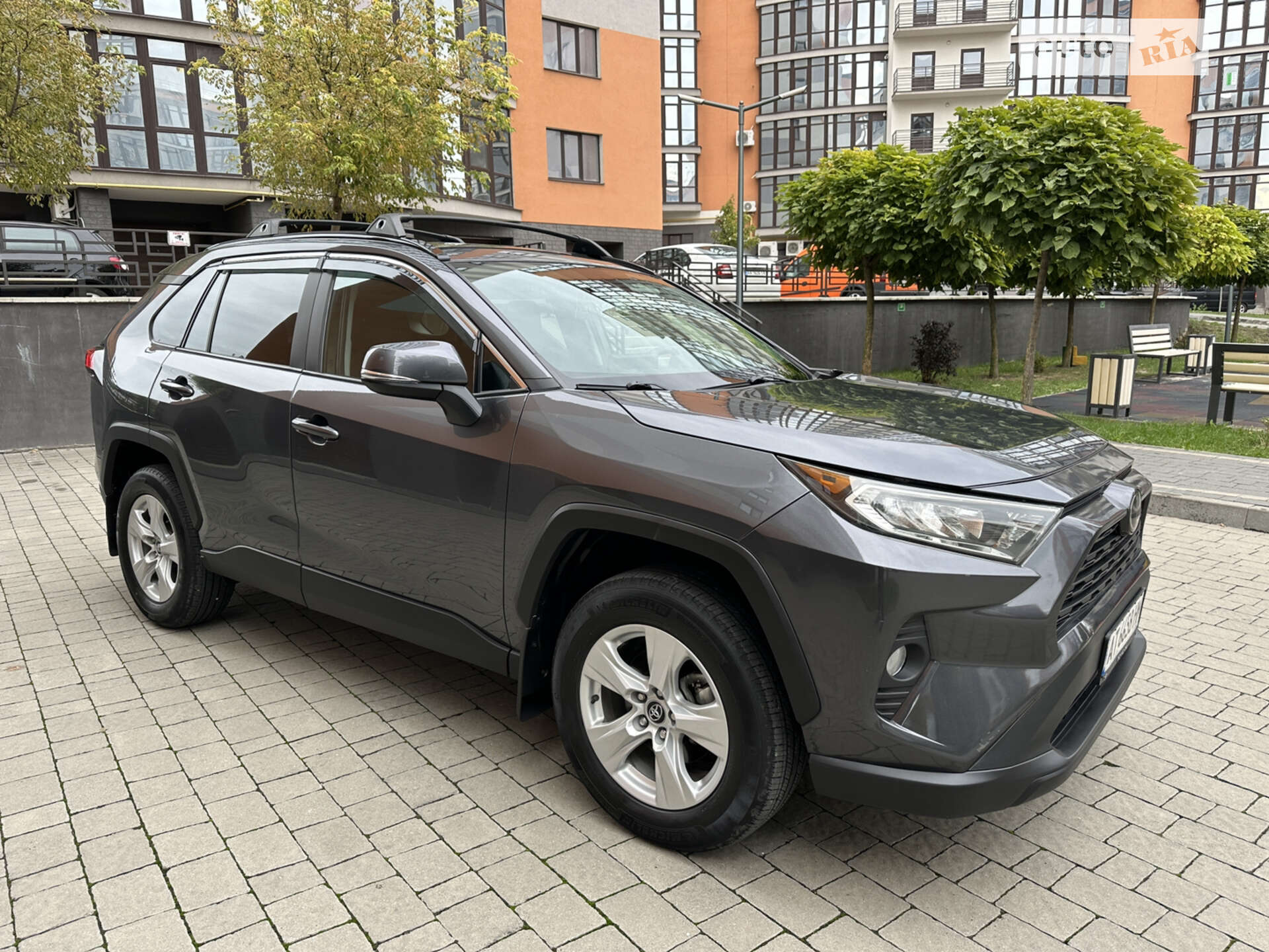 TOYOTA RAV4 2020
