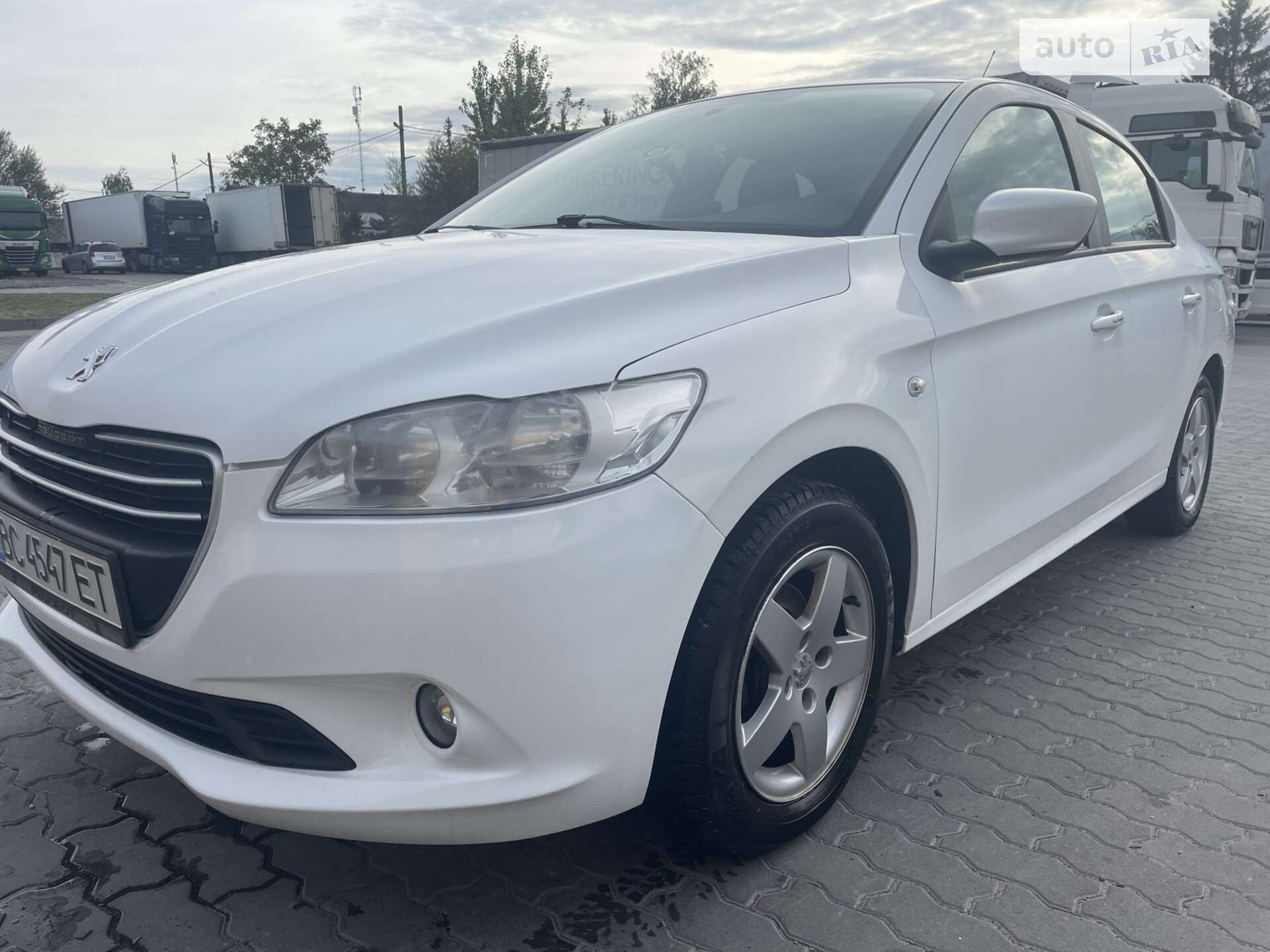 Peugeot 301 2013