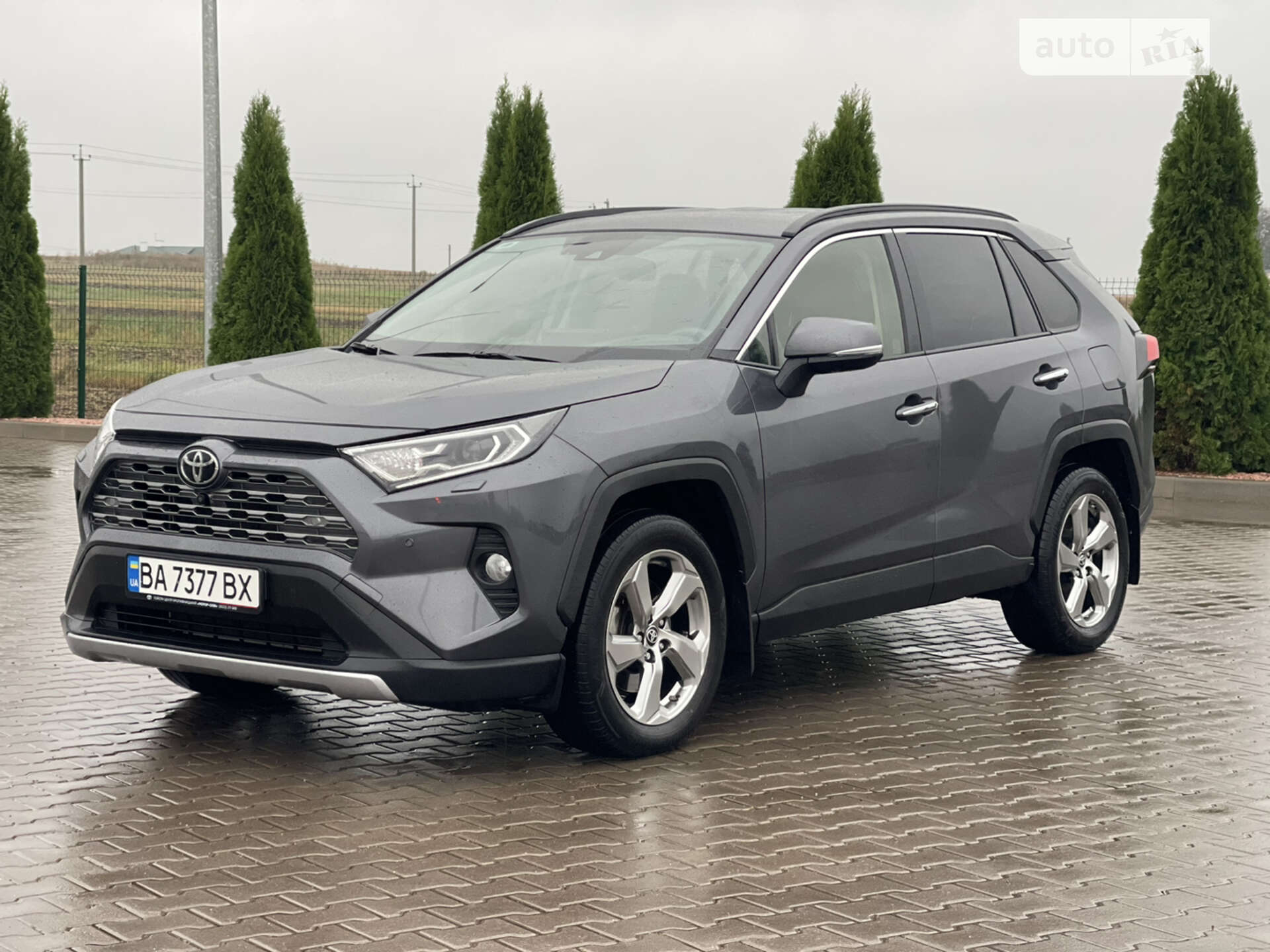 TOYOTA RAV4 2021