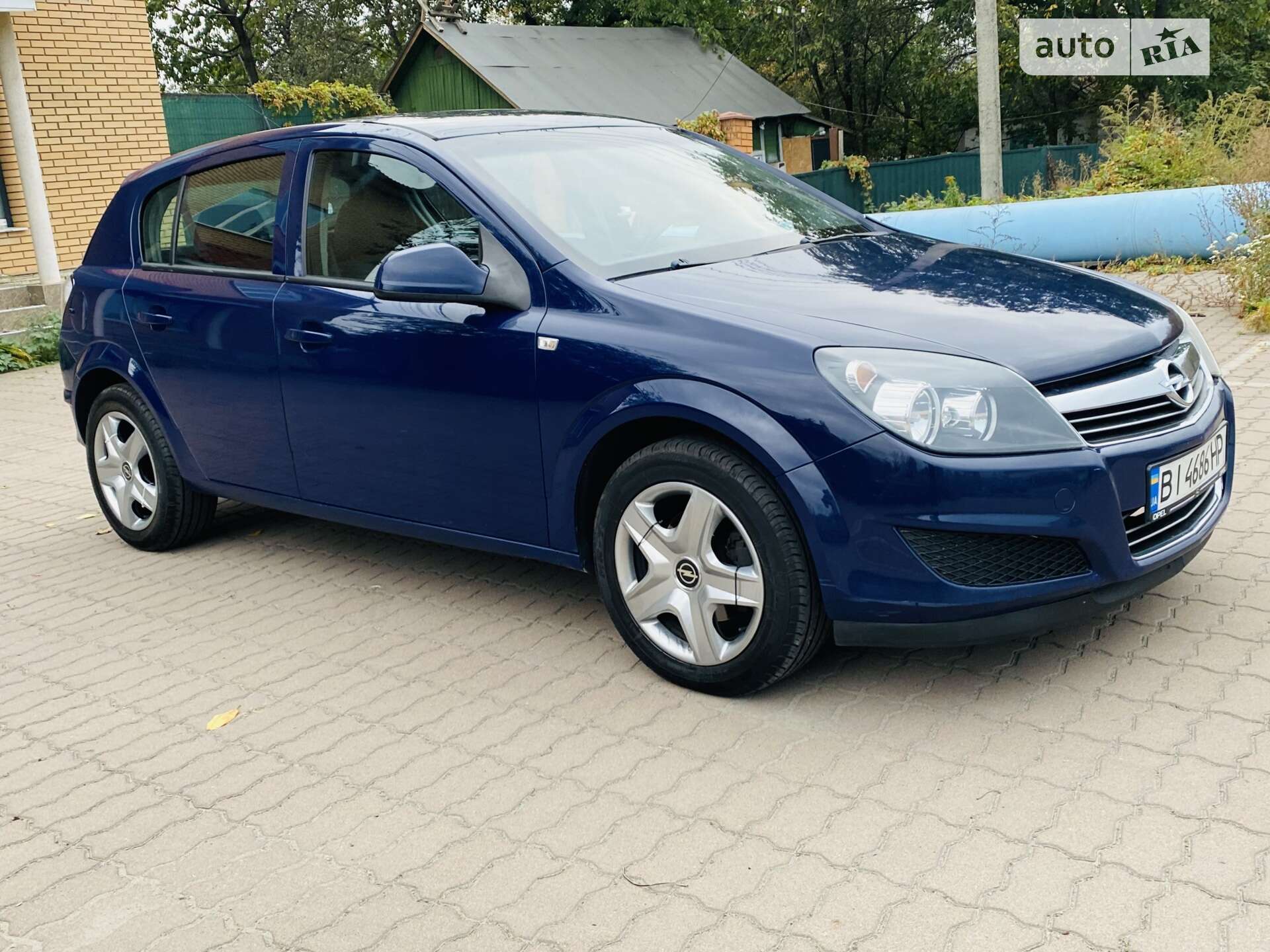 Головне фото звіту автомобіля OPEL ASTRA 2012