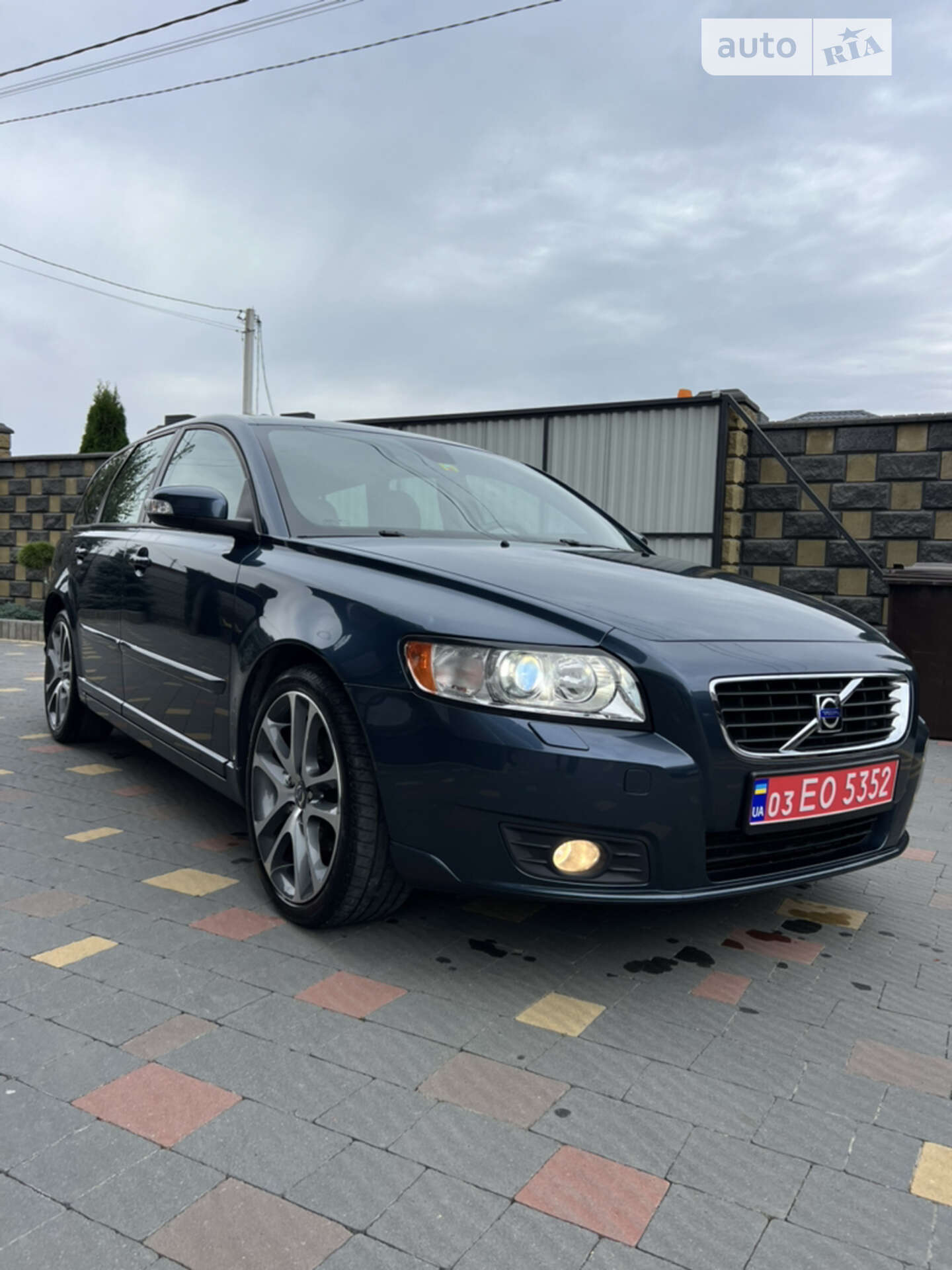 Головне фото звіту автомобіля VOLVO V50 2008