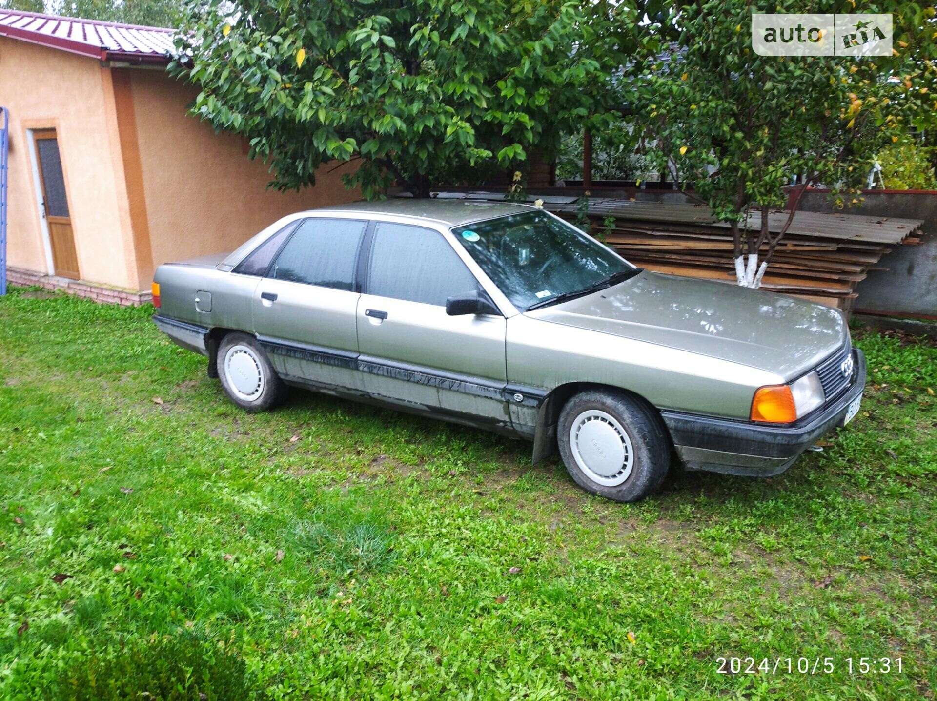 AUDI 100 1989