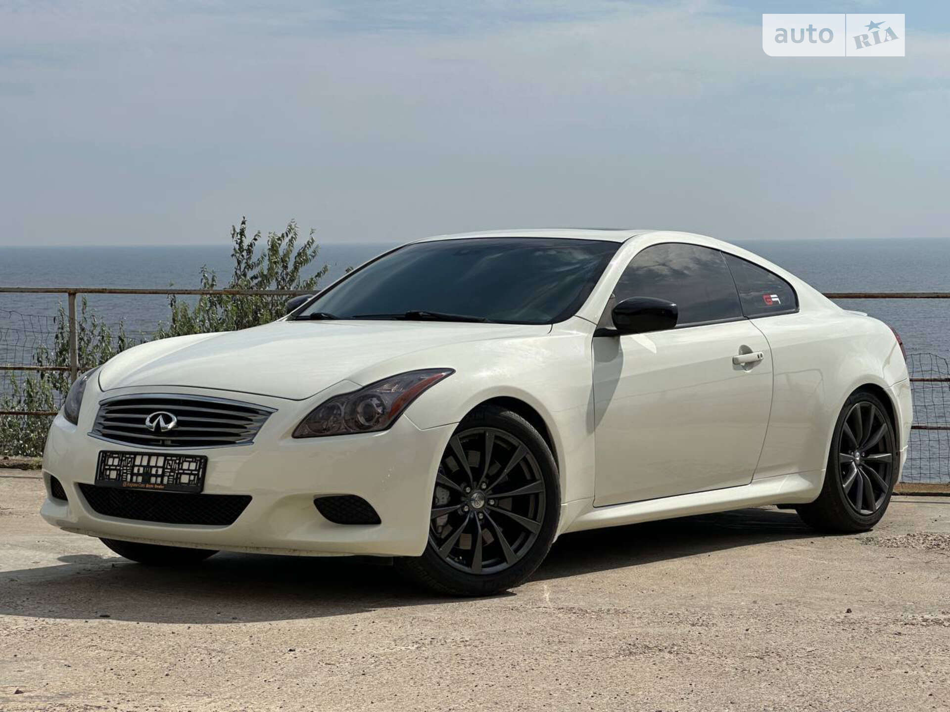 INFINITI G37 2008